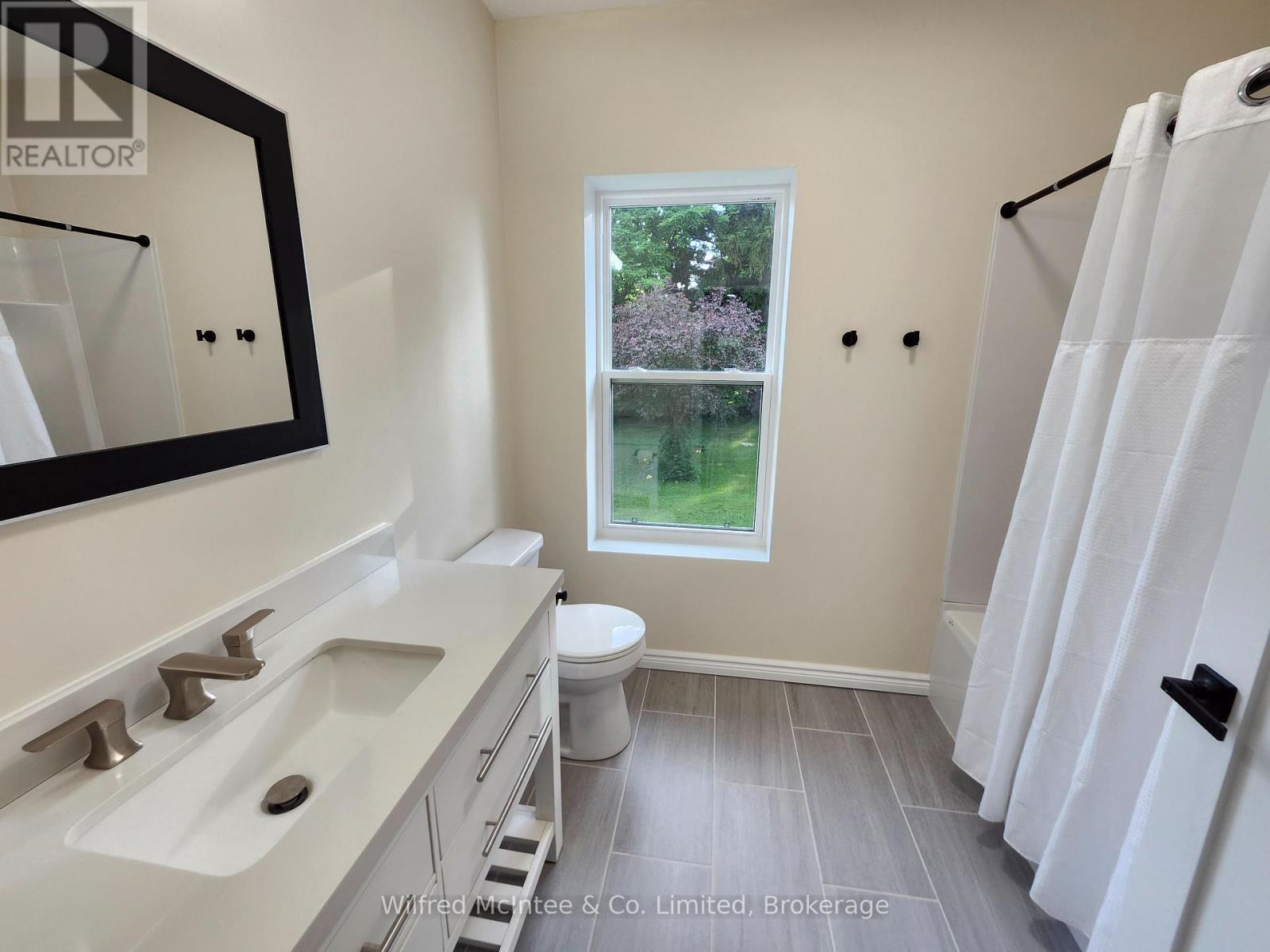 36 Brownlee Street S, South Bruce, Ontario  N0G 2S0 - Photo 21 - X12235409
