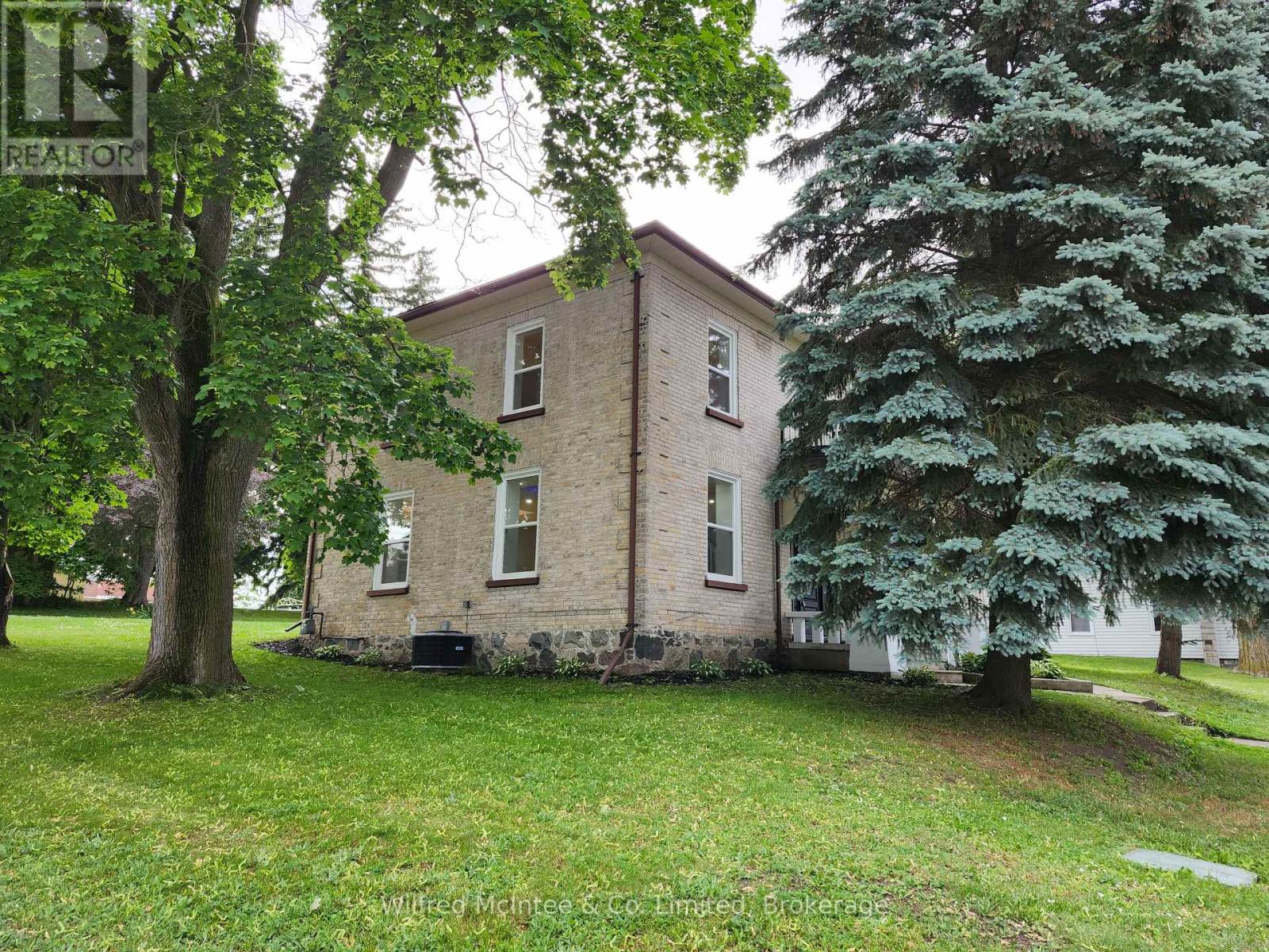 36 Brownlee Street S, South Bruce, Ontario  N0G 2S0 - Photo 49 - X12235409