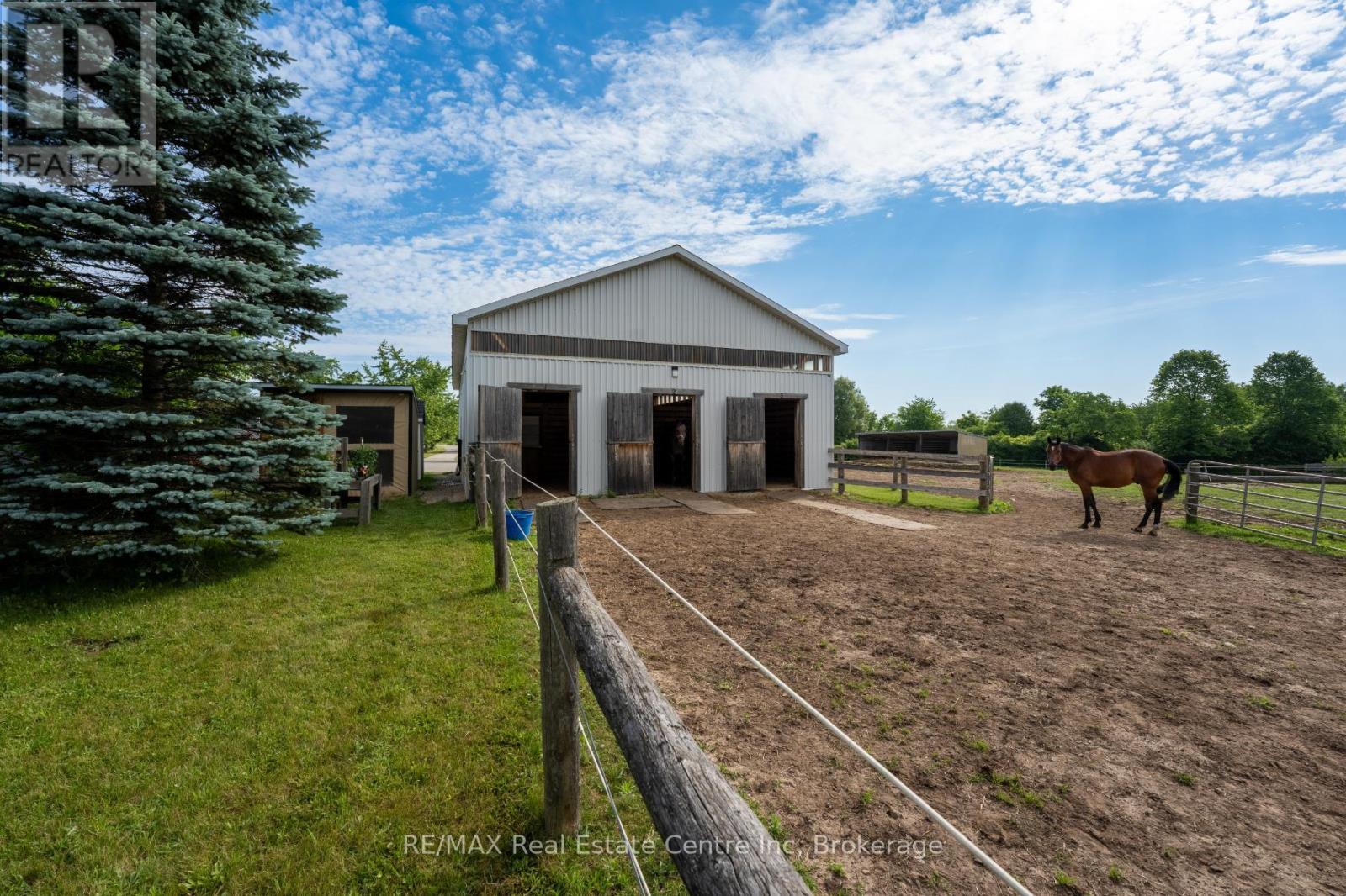 3988 Hwy 6 Highway, Puslinch, Ontario  N0B 2J0 - Photo 34 - X12235464