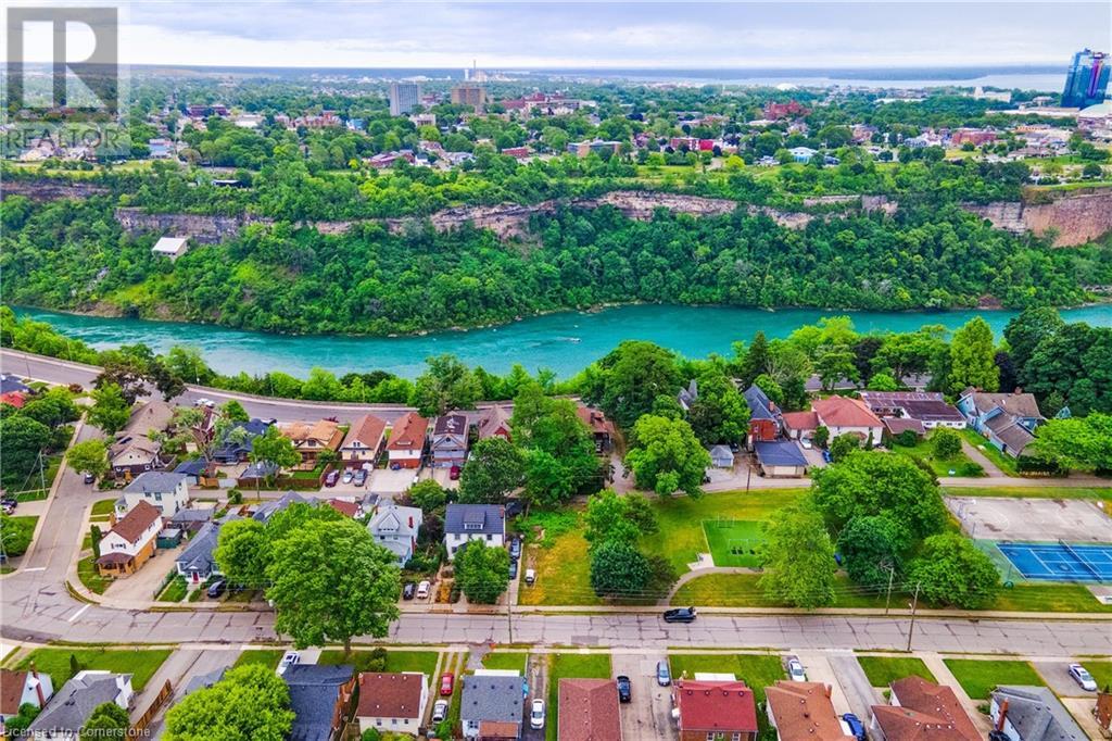 5244 Ontario Avenue, Niagara Falls, Ontario  L2E 3S3 - Photo 4 - 40742971