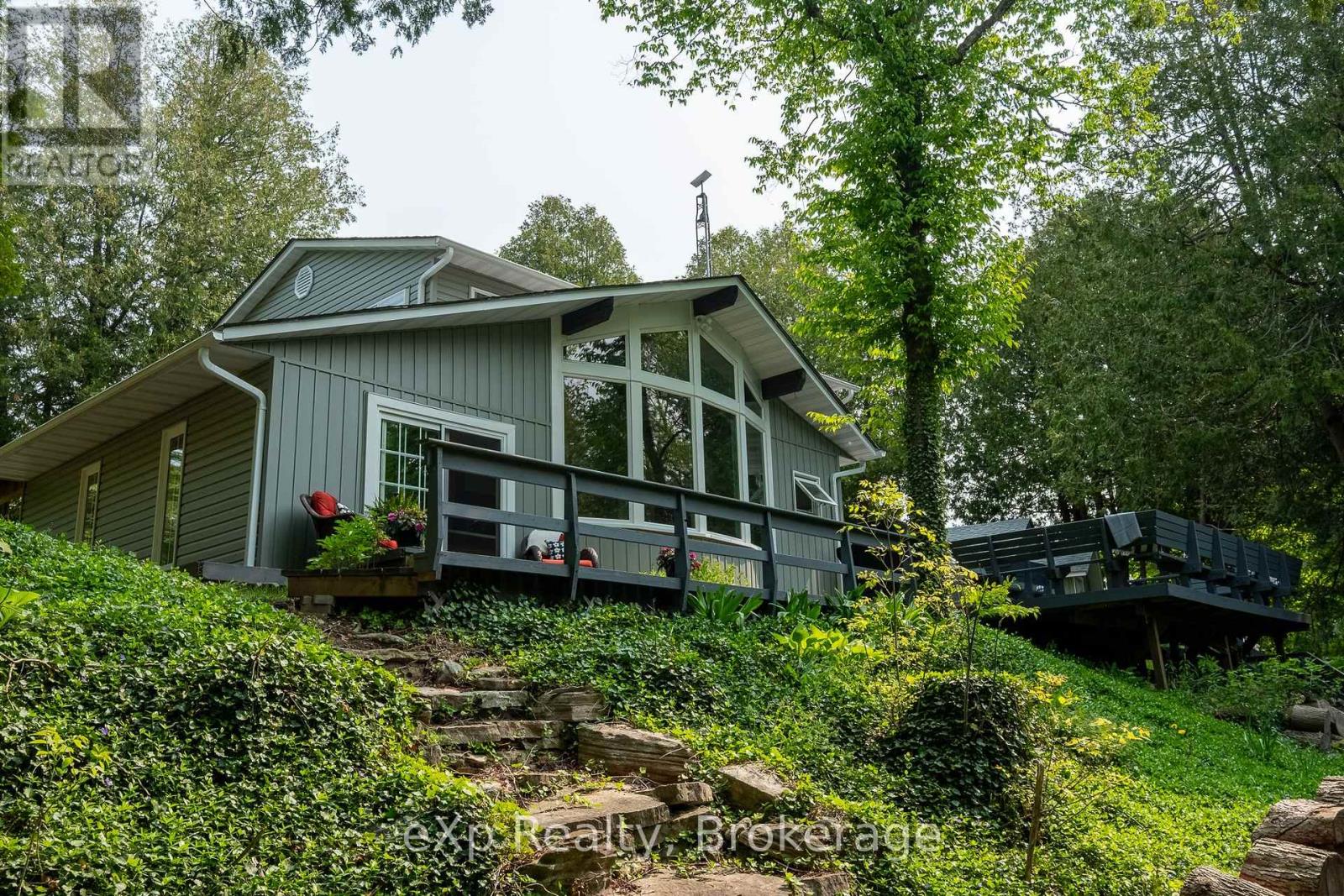19 & 23 Front Street, South Bruce Peninsula, Ontario  N0H 2T0 - Photo 29 - X12235544