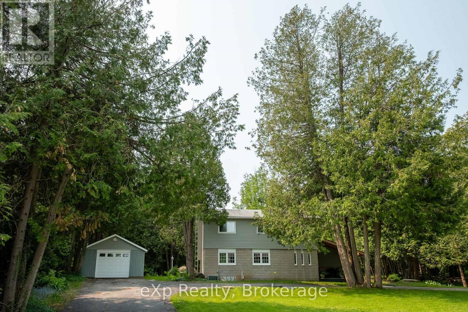 19 & 23 Front Street, South Bruce Peninsula, Ontario  N0H 2T0 - Photo 4 - X12235544