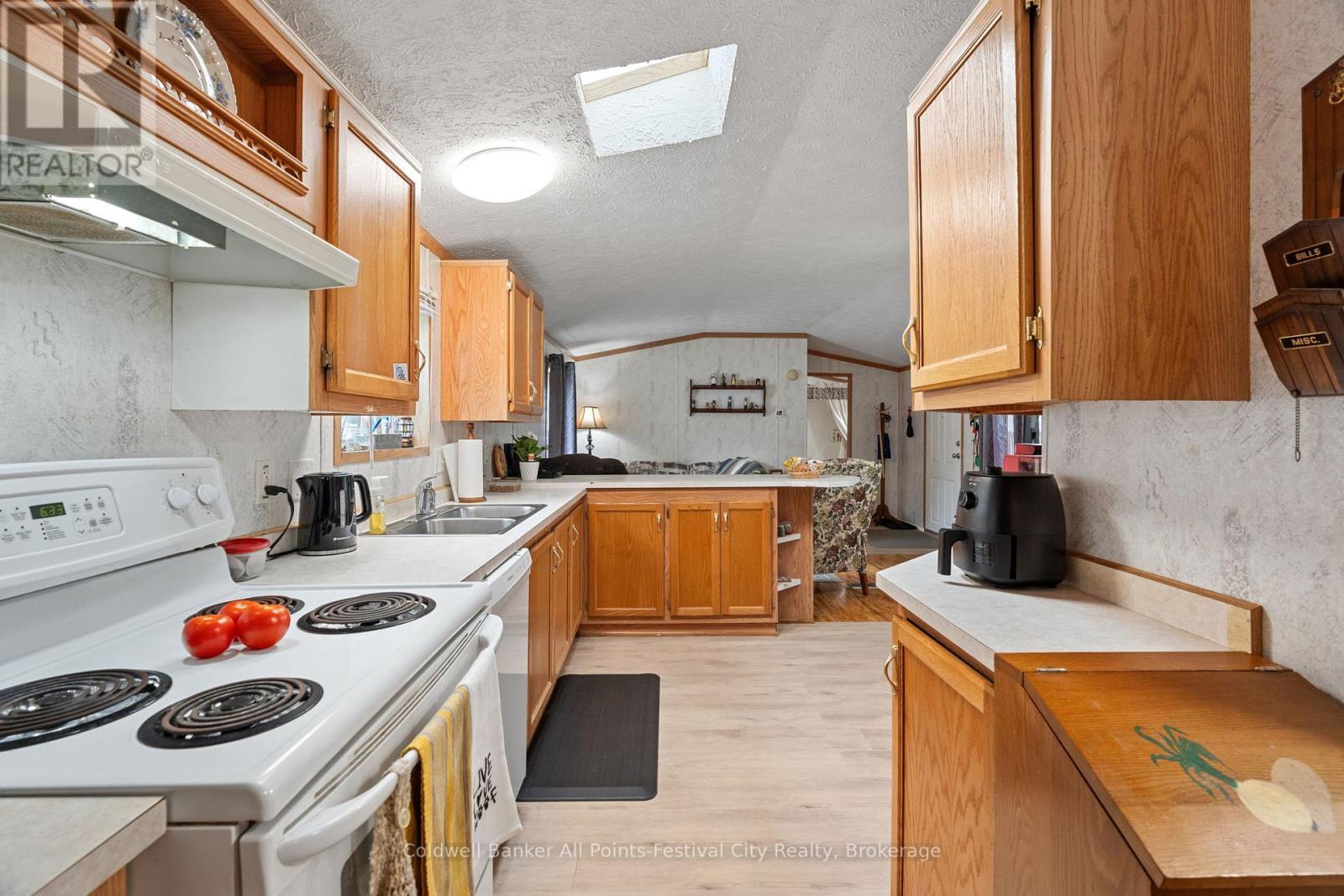 22 Ruth Street, Ashfield-Colborne-Wawanosh, Ontario  N7A 3X9 - Photo 17 - X12235605