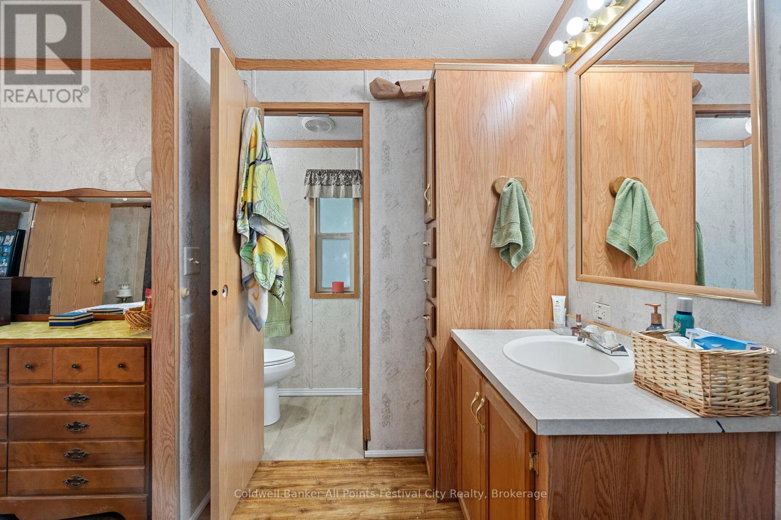 22 Ruth Street, Ashfield-Colborne-Wawanosh, Ontario  N7A 3X9 - Photo 26 - X12235605