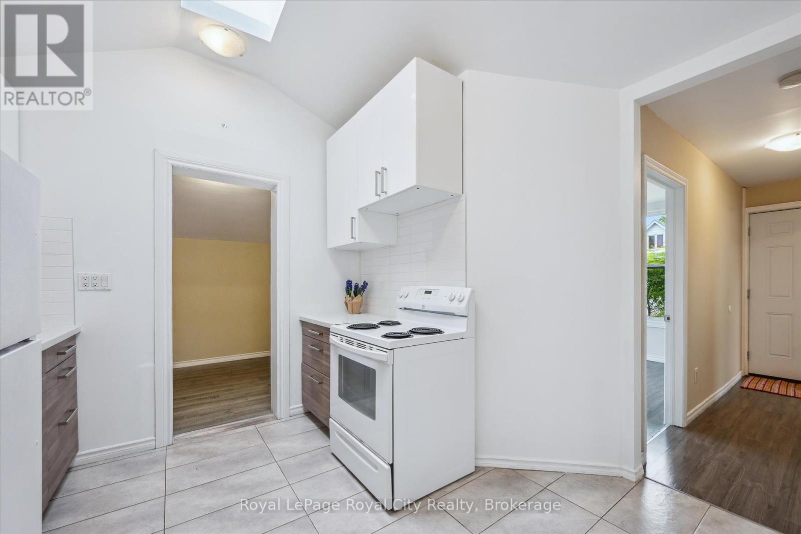 169 Edinburgh Road N, Guelph, Ontario  N1H 5R6 - Photo 10 - X12235637