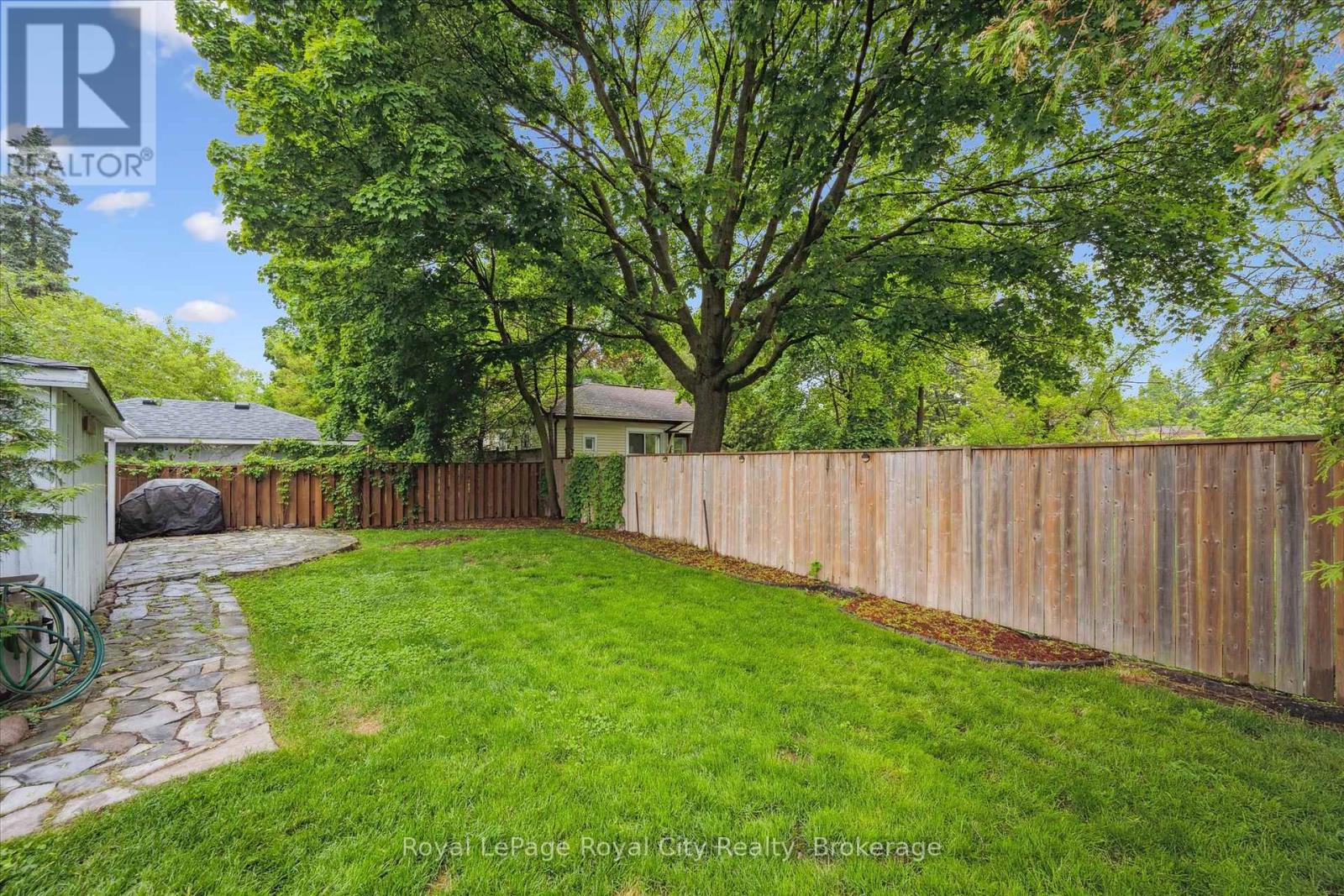 169 Edinburgh Road N, Guelph, Ontario  N1H 5R6 - Photo 32 - X12235637
