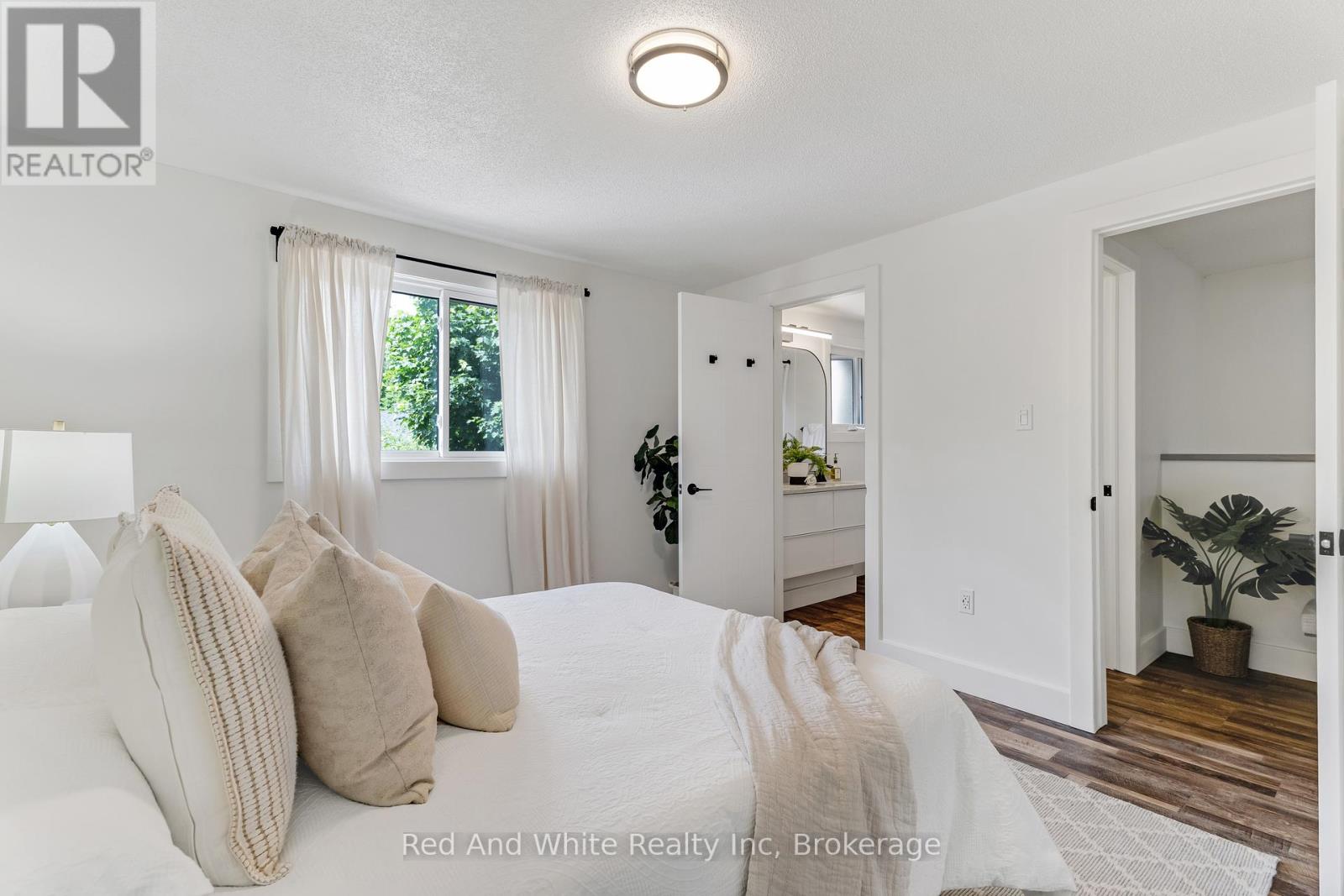 8 Grandridge Crescent W, Guelph, Ontario  N1H 8G1 - Photo 17 - X12235673