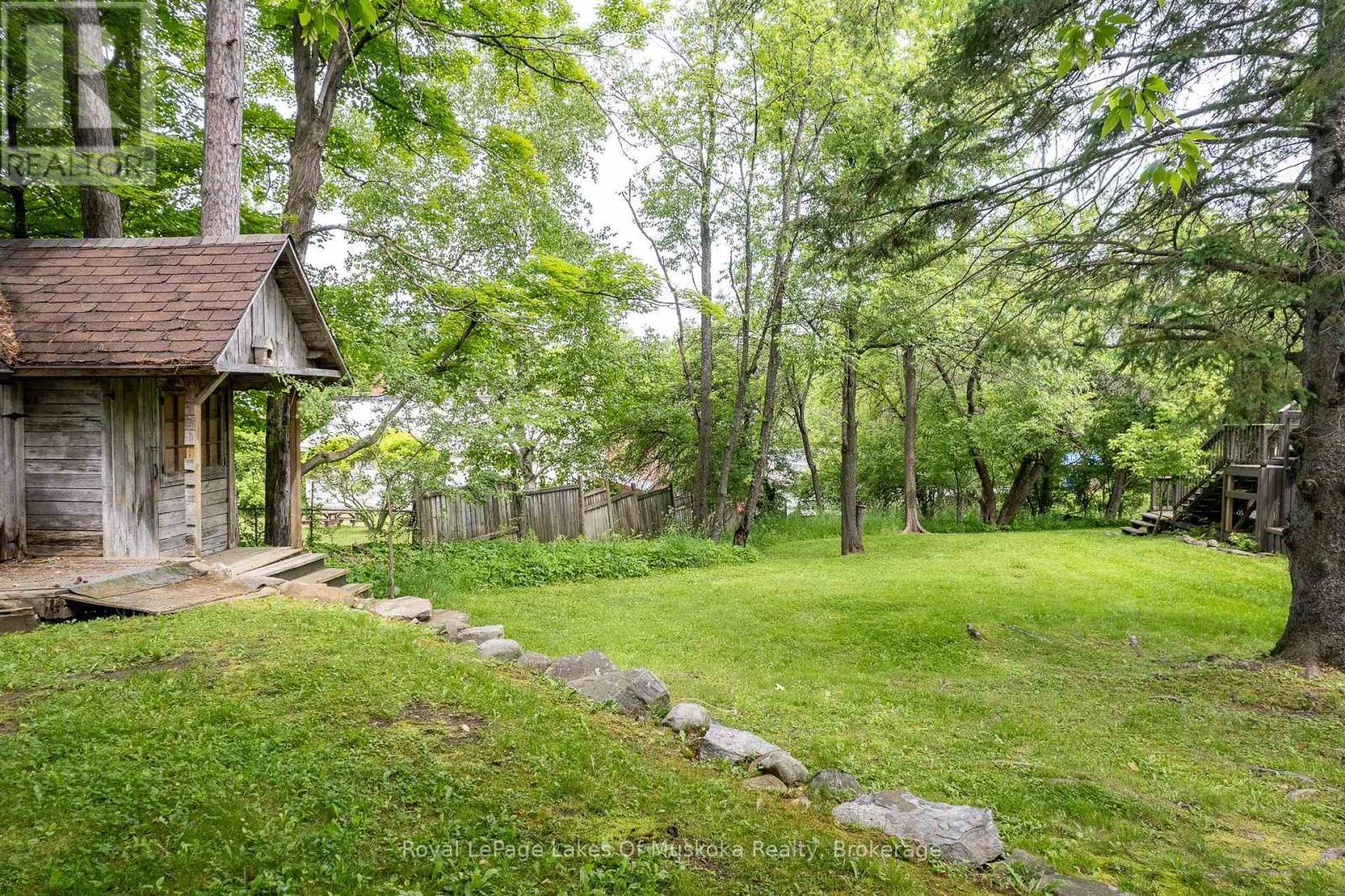 41 Brunel Road, Huntsville, Ontario  P1H 1P5 - Photo 12 - X12235702