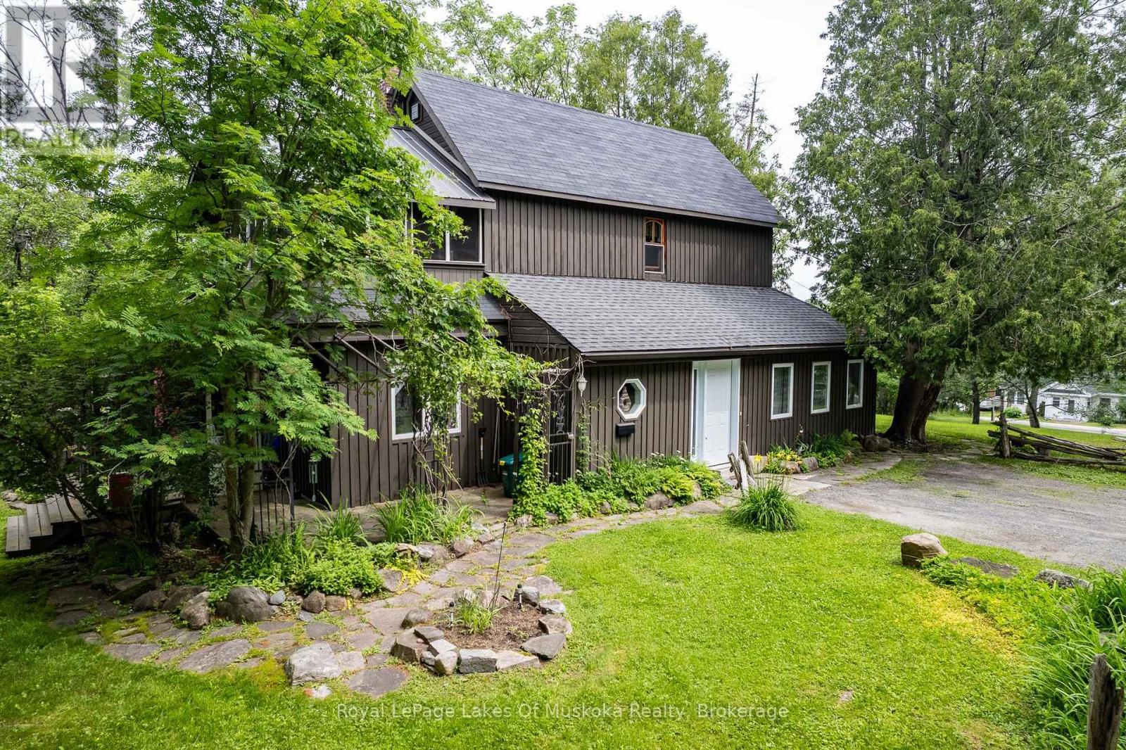41 Brunel Road, Huntsville, Ontario  P1H 1P5 - Photo 5 - X12235702
