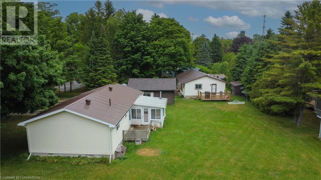 300 Sauk Crt Court, Point Clark, Ontario  N2Z 2X3 - Photo 34 - 40743149