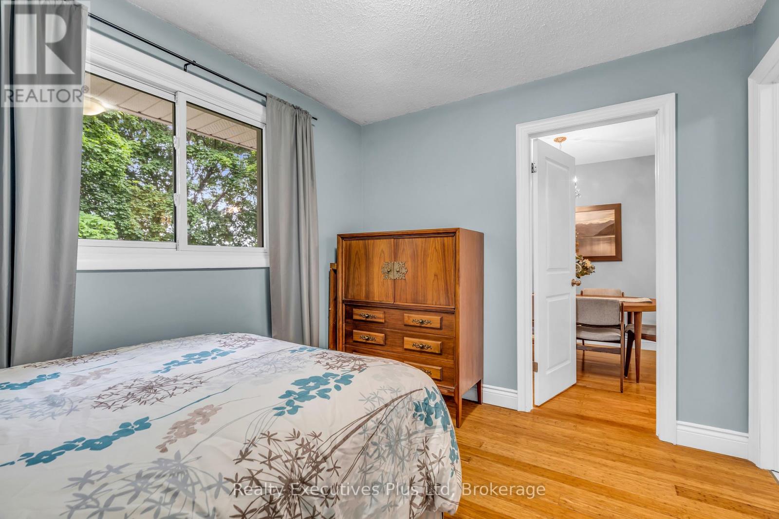 61 Mcilwraith Crescent, Guelph, Ontario  N1E 6J4 - Photo 19 - X12235797