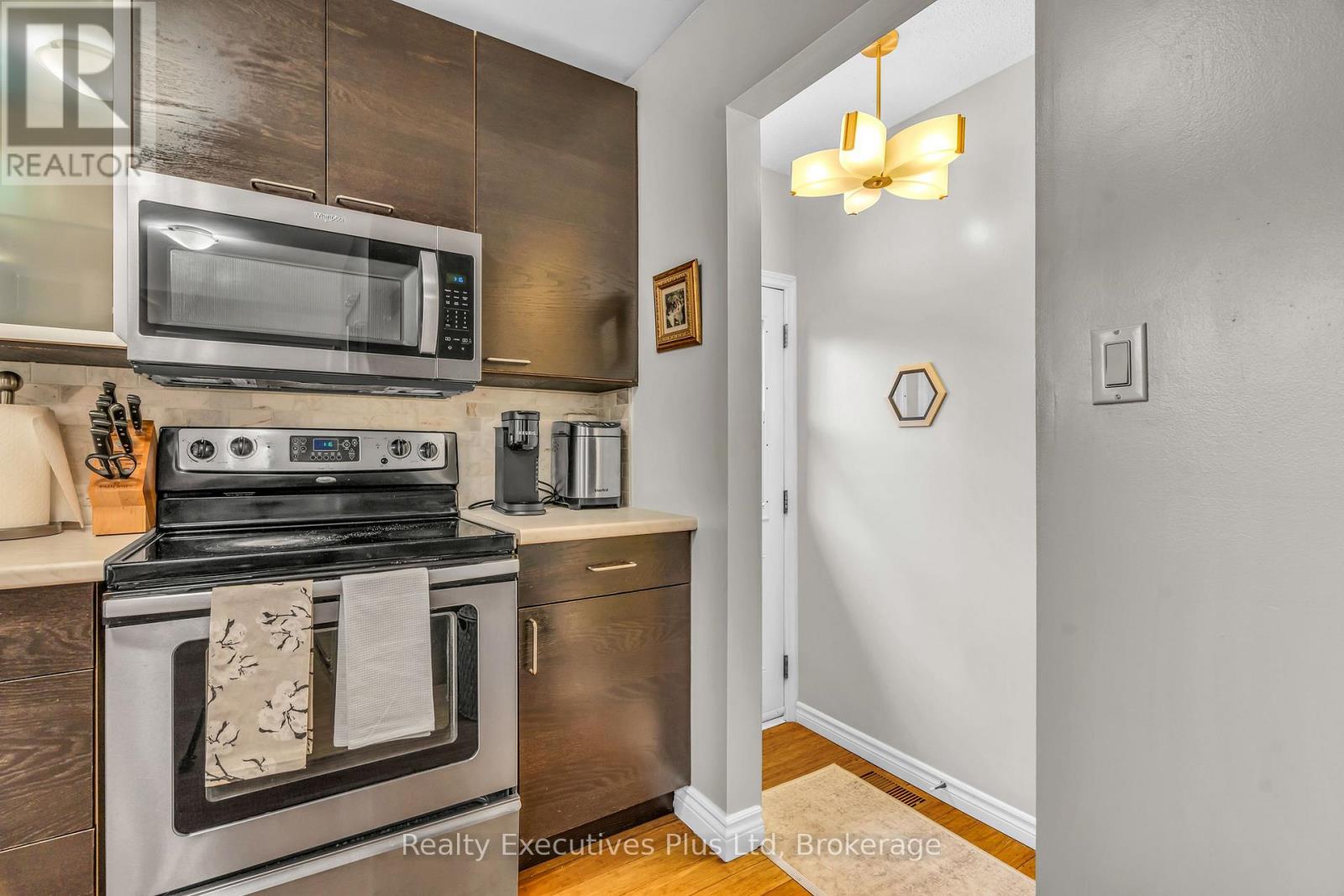 61 Mcilwraith Crescent, Guelph, Ontario  N1E 6J4 - Photo 20 - X12235797