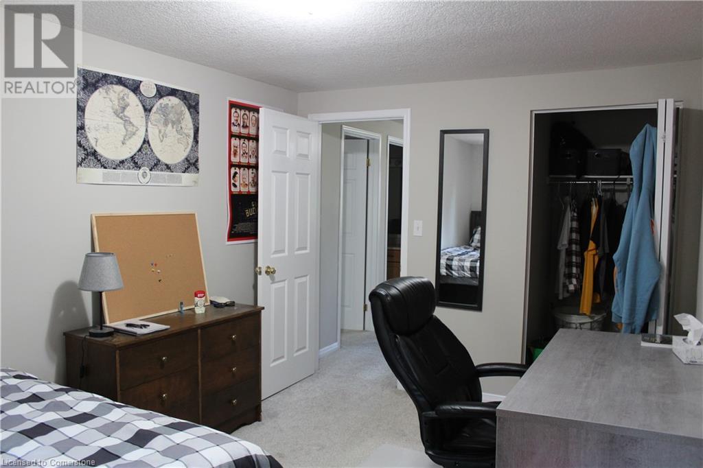565 Violet Street, Kitchener, Ontario  N2V 2T8 - Photo 15 - 40743220