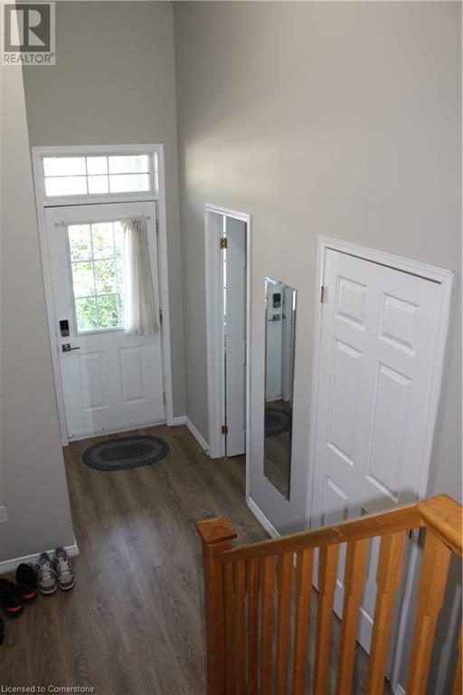 565 Violet Street, Kitchener, Ontario  N2V 2T8 - Photo 4 - 40743220