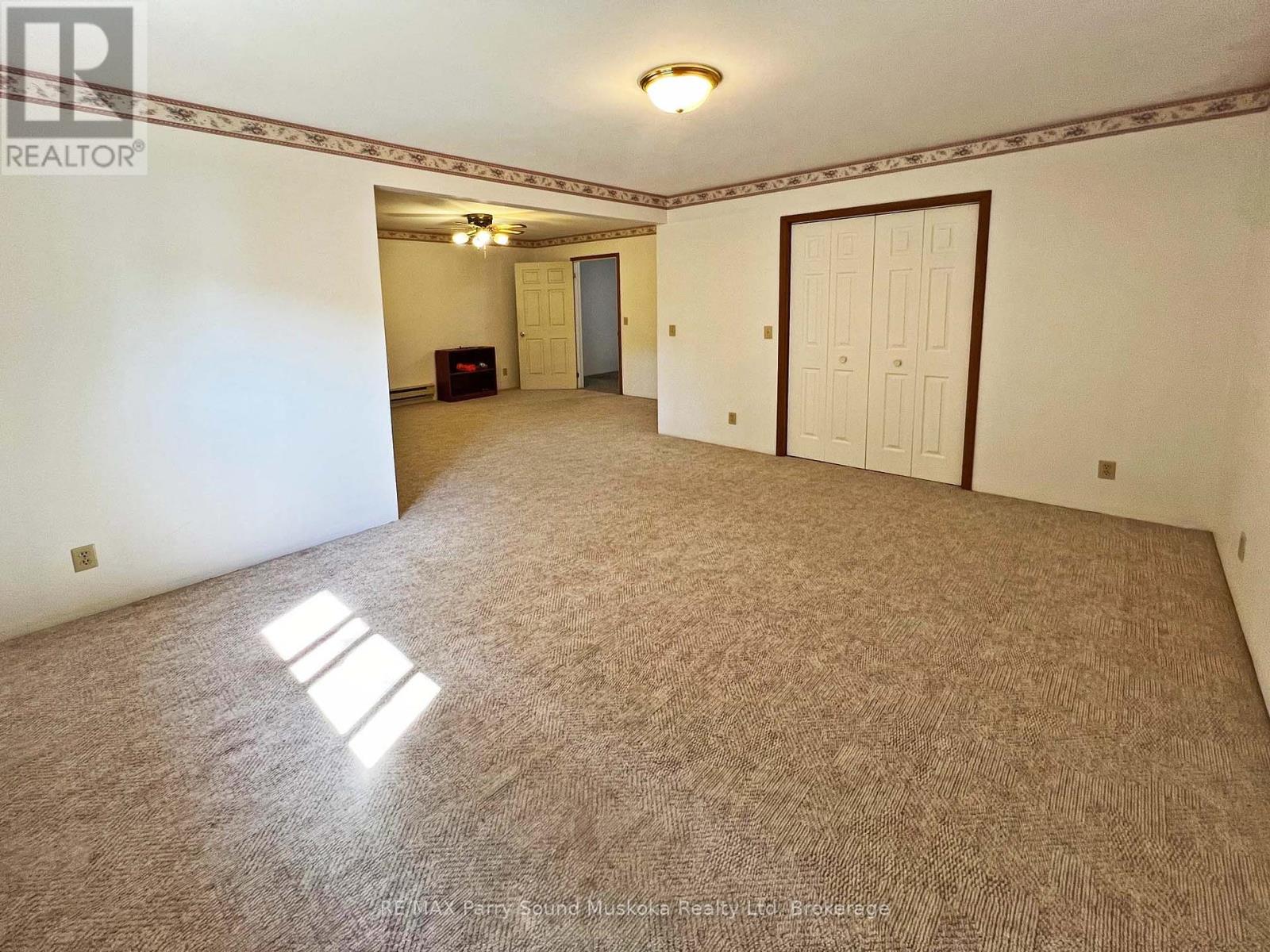 10 Pine Valley Drive, Carling, Ontario  P0G 1G0 - Photo 22 - X12235933