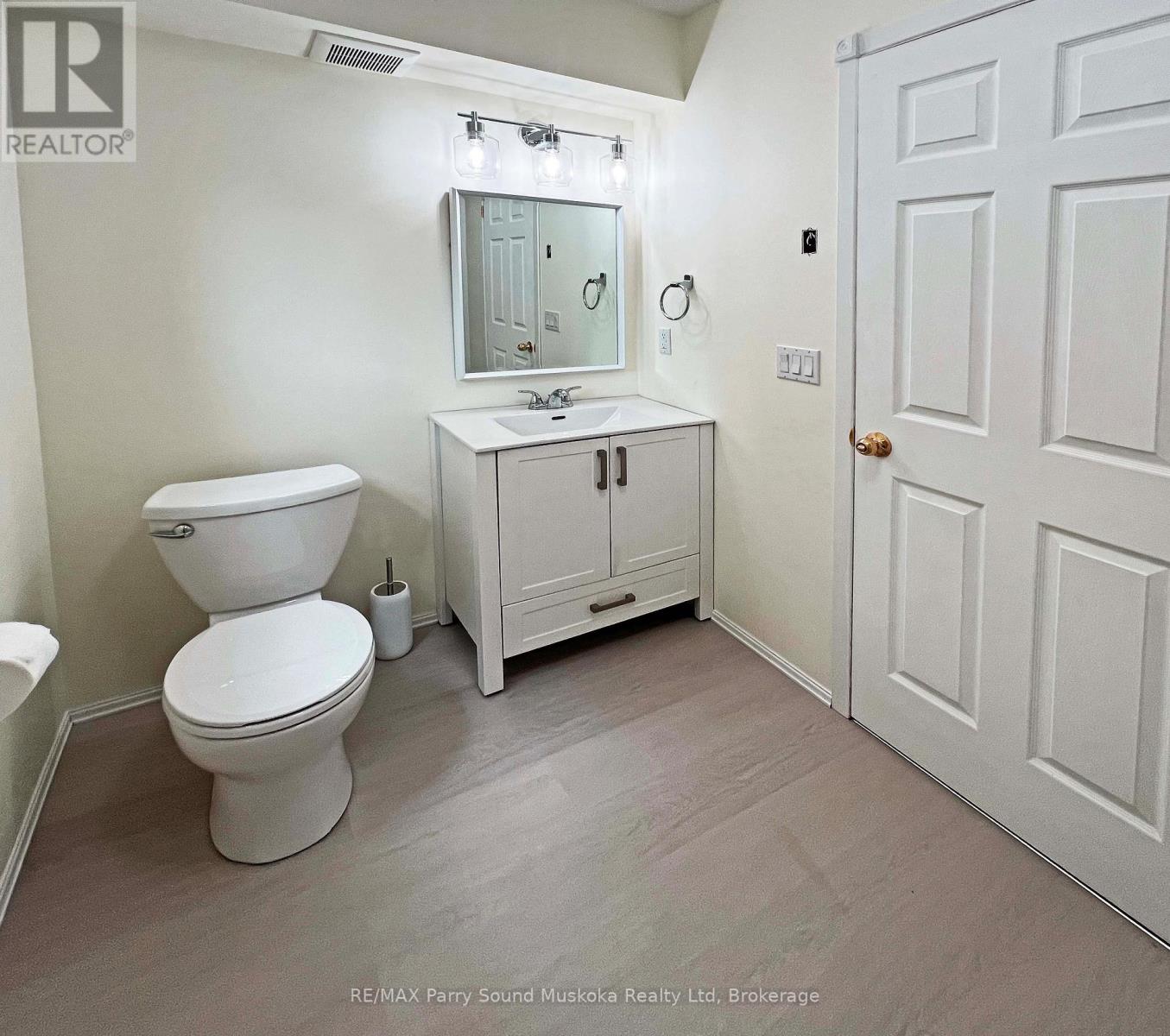 10 Pine Valley Drive, Carling, Ontario  P0G 1G0 - Photo 26 - X12235933