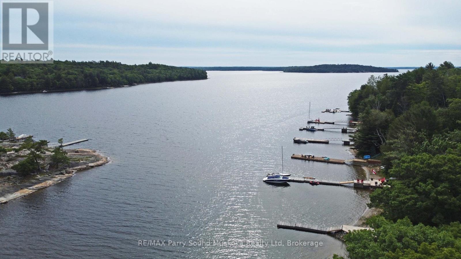 10 Pine Valley Drive, Carling, Ontario  P0G 1G0 - Photo 45 - X12235933
