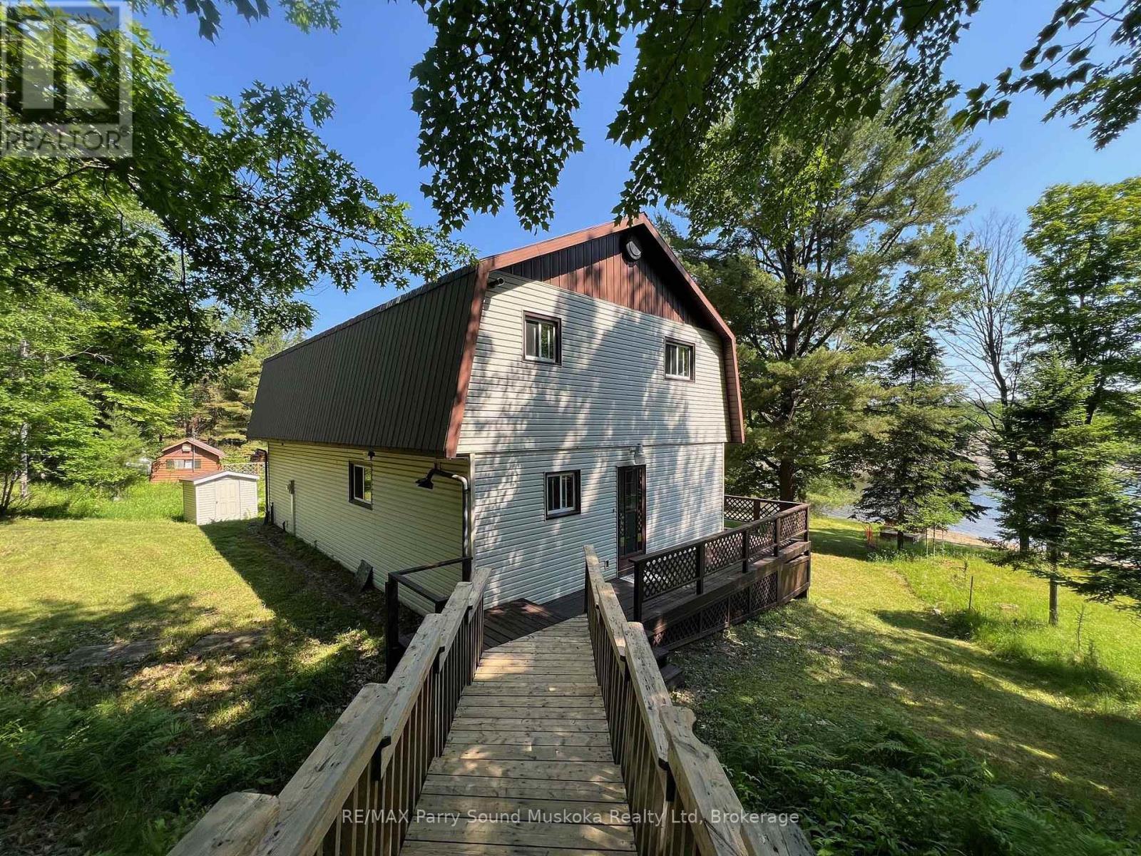 10 Pine Valley Drive, Carling, Ontario  P0G 1G0 - Photo 46 - X12235933