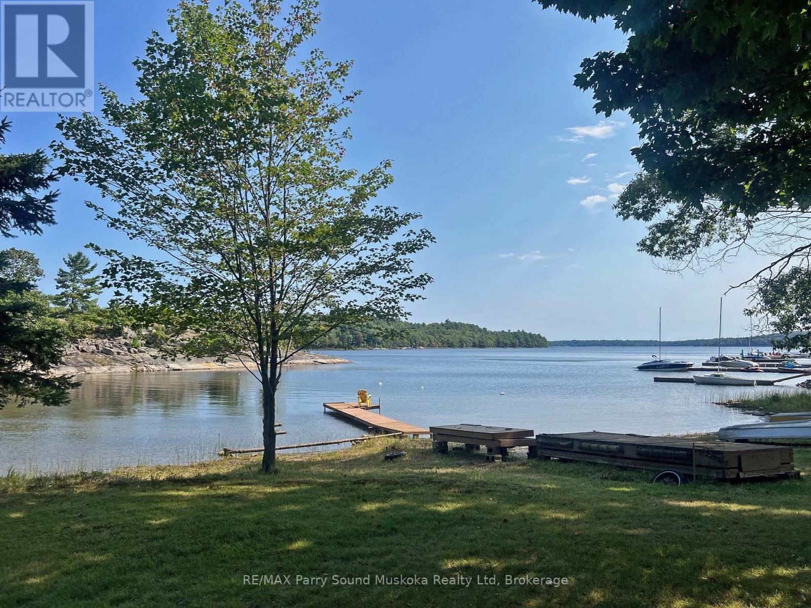 10 Pine Valley Drive, Carling, Ontario  P0G 1G0 - Photo 49 - X12235933