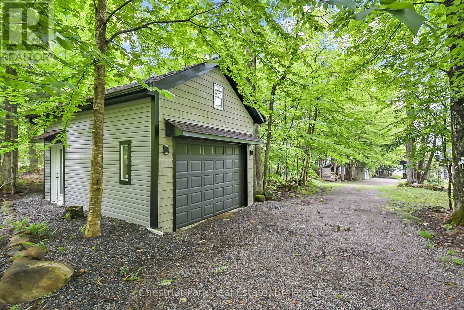 1002 Leech Lake Point Road, Bracebridge, Ontario  P1L 1X3 - Photo 6 - X12235959