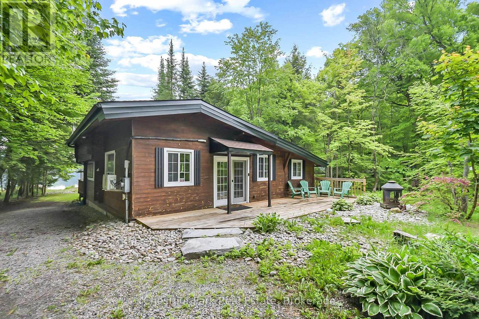 1002 Leech Lake Point Road, Bracebridge, Ontario  P1L 1X3 - Photo 8 - X12235959