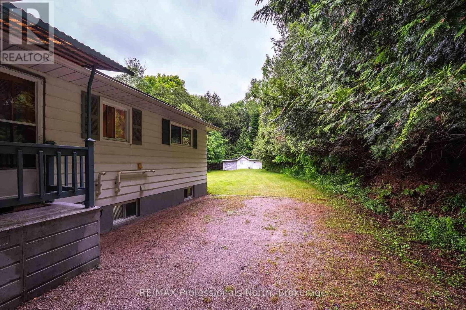 1981 Horseshoe Lake Road, Minden Hills, Ontario  K0M 2K0 - Photo 37 - X12235984