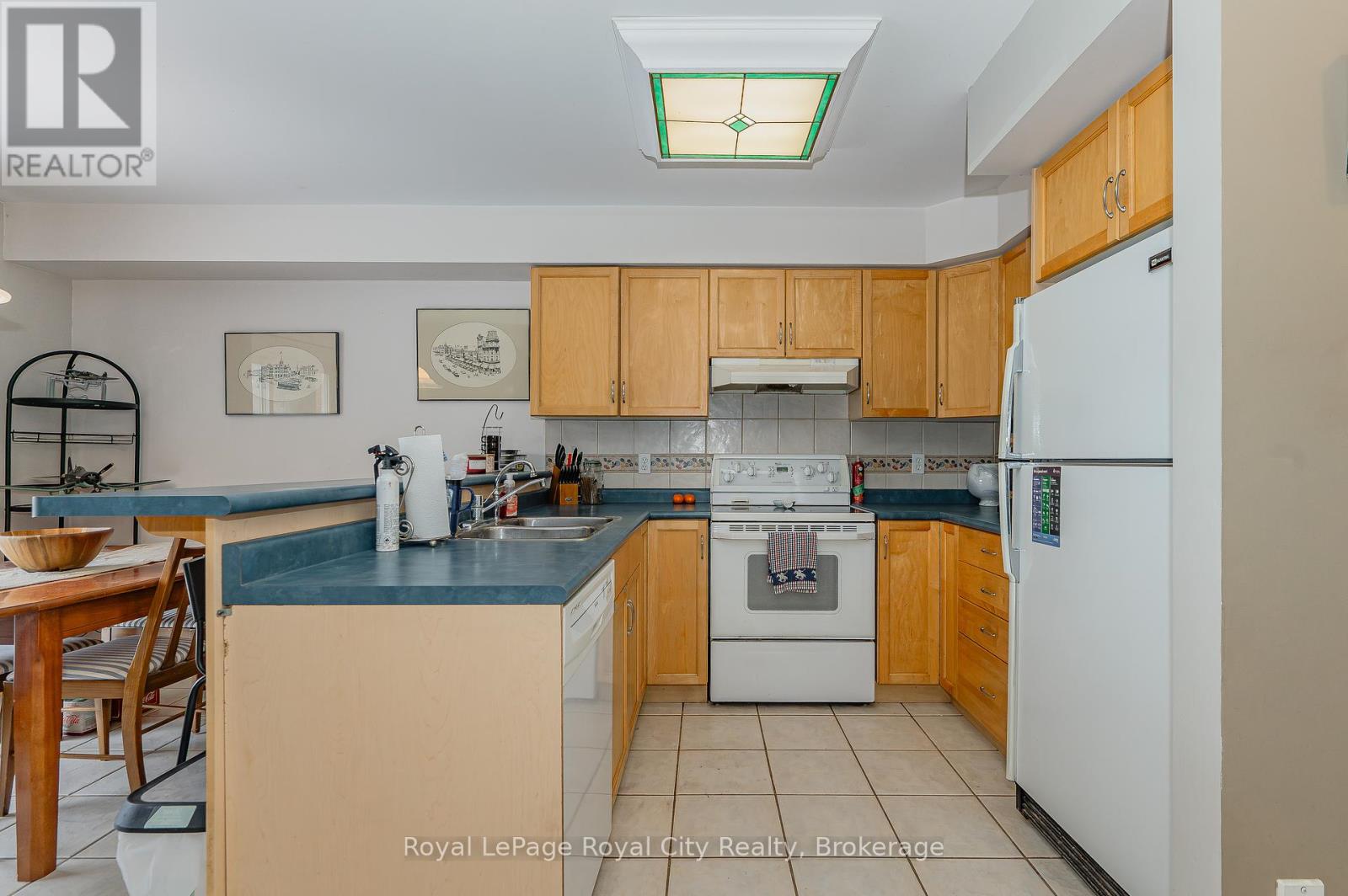 15 Camm Crescent, Guelph, Ontario  N1L 1J9 - Photo 24 - X12236061