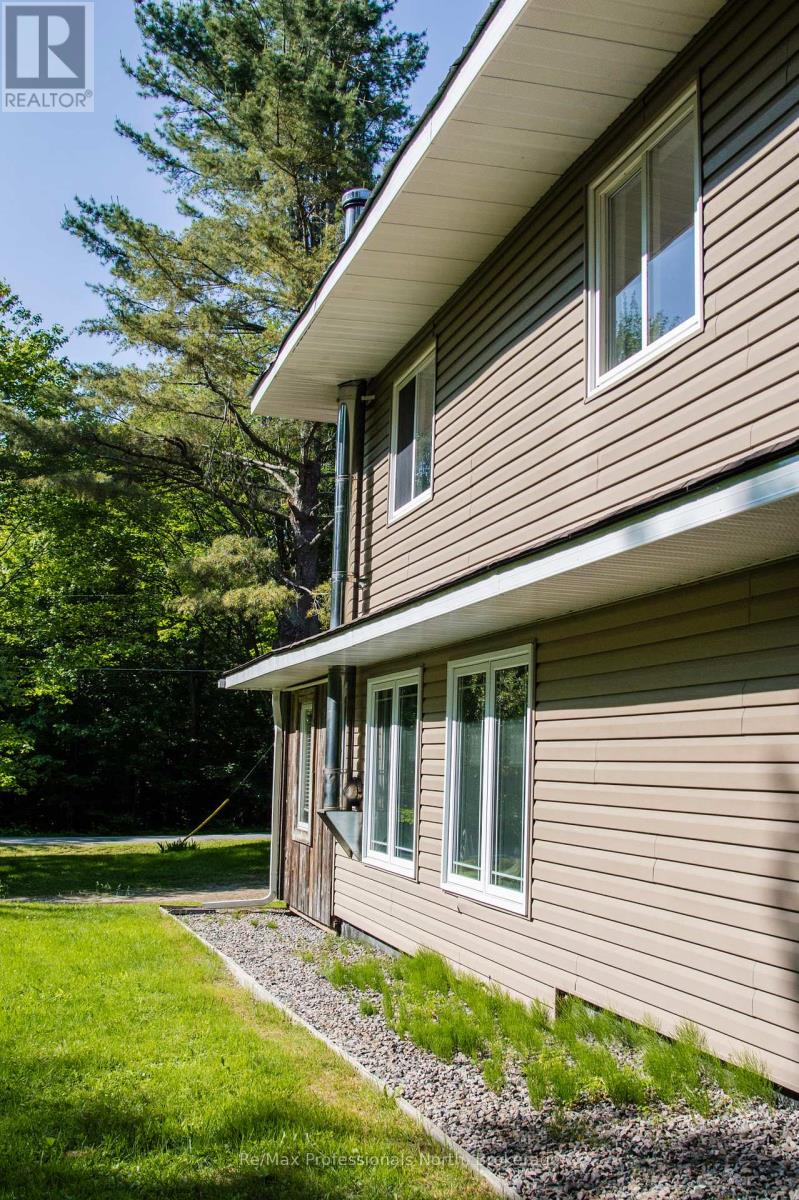 1397 Old Parry Sound Road, Muskoka Lakes, Ontario  P0B 1M0 - Photo 11 - X12236436