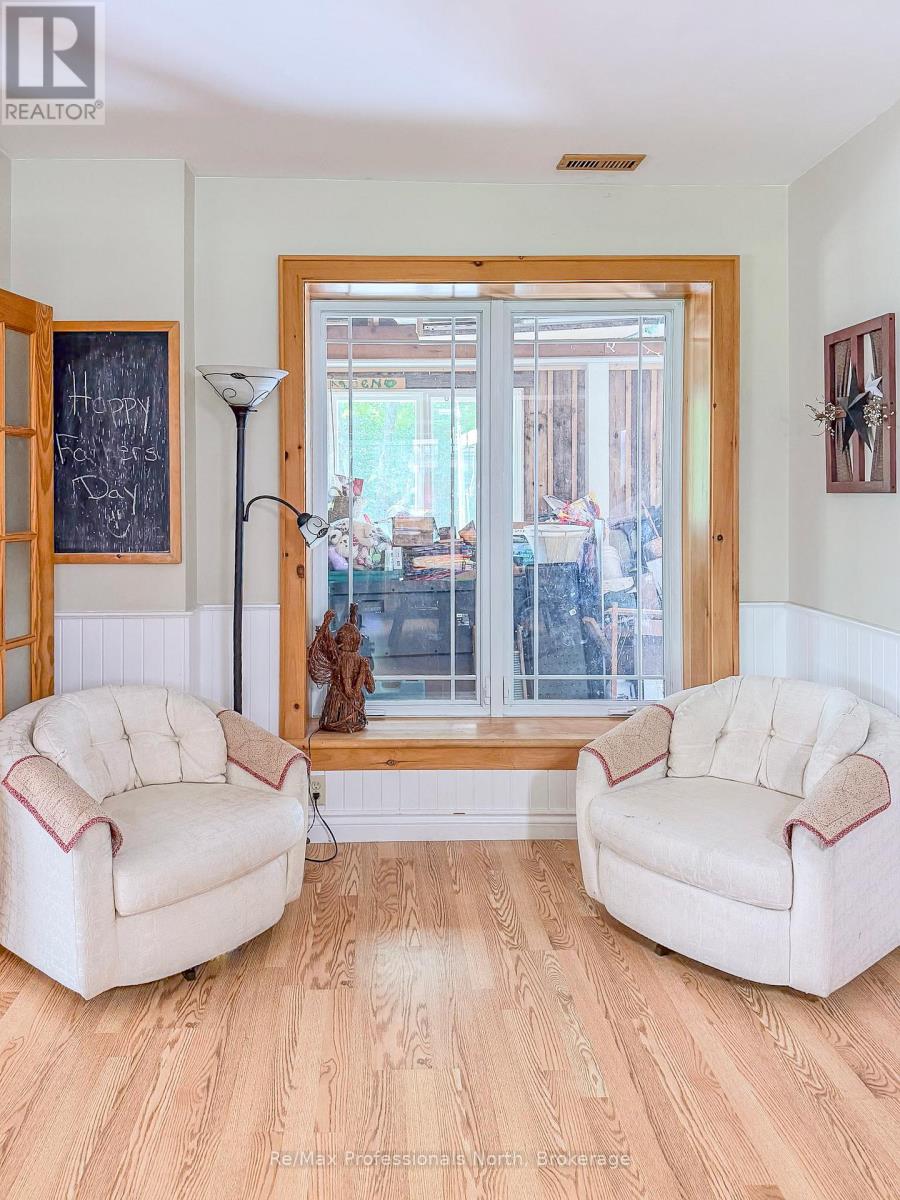 1397 Old Parry Sound Road, Muskoka Lakes, Ontario  P0B 1M0 - Photo 15 - X12236436