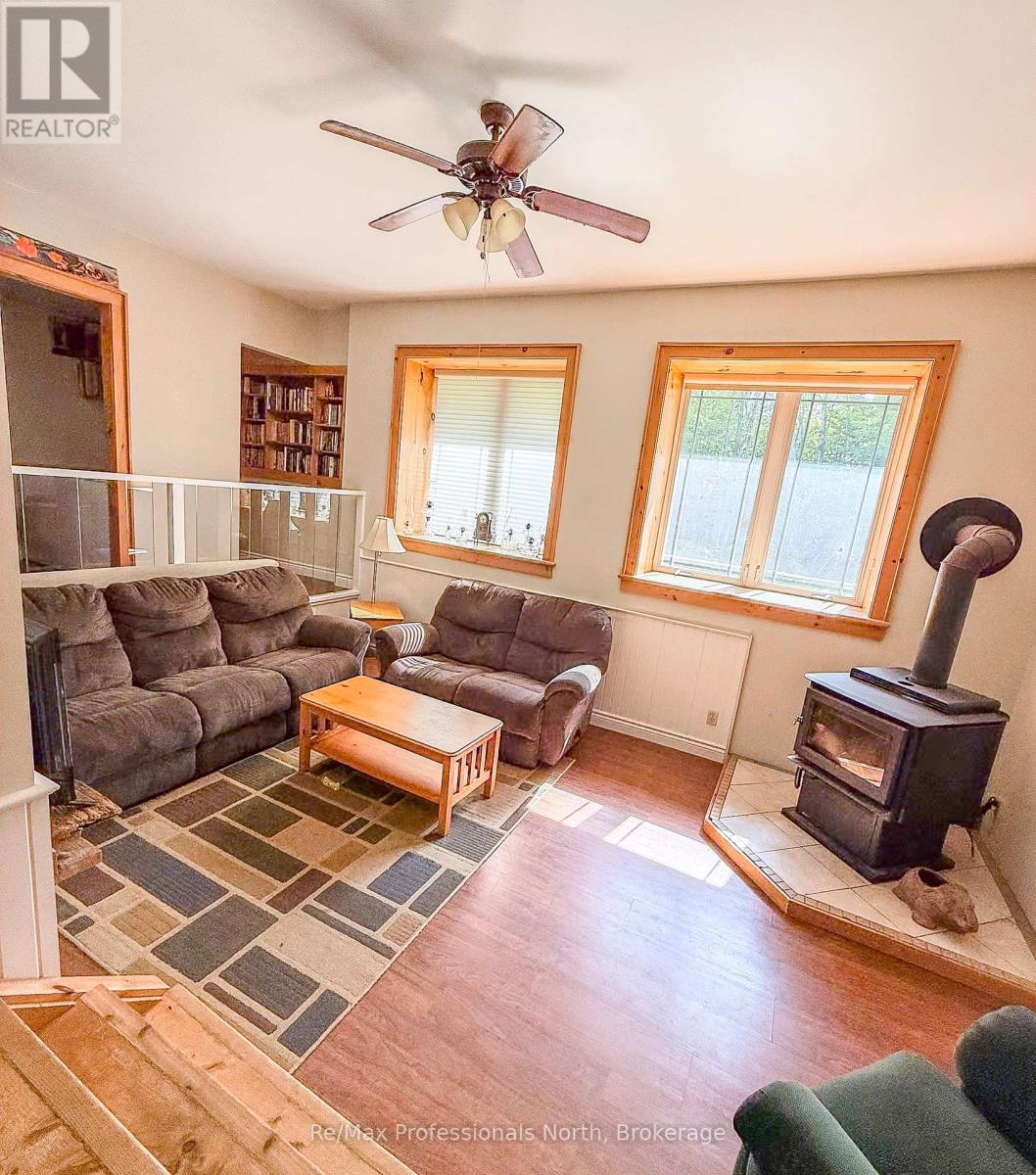 1397 Old Parry Sound Road, Muskoka Lakes, Ontario  P0B 1M0 - Photo 19 - X12236436