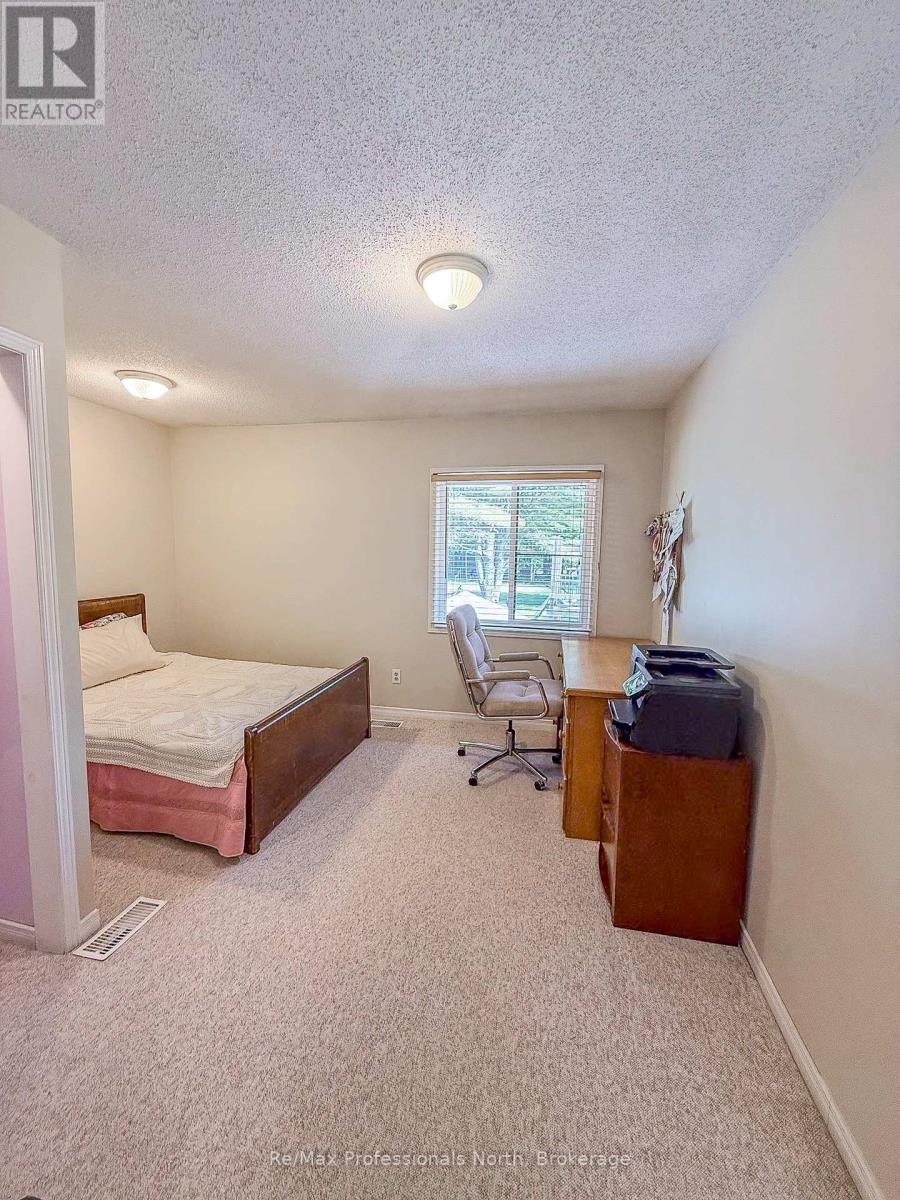 1397 Old Parry Sound Road, Muskoka Lakes, Ontario  P0B 1M0 - Photo 27 - X12236436