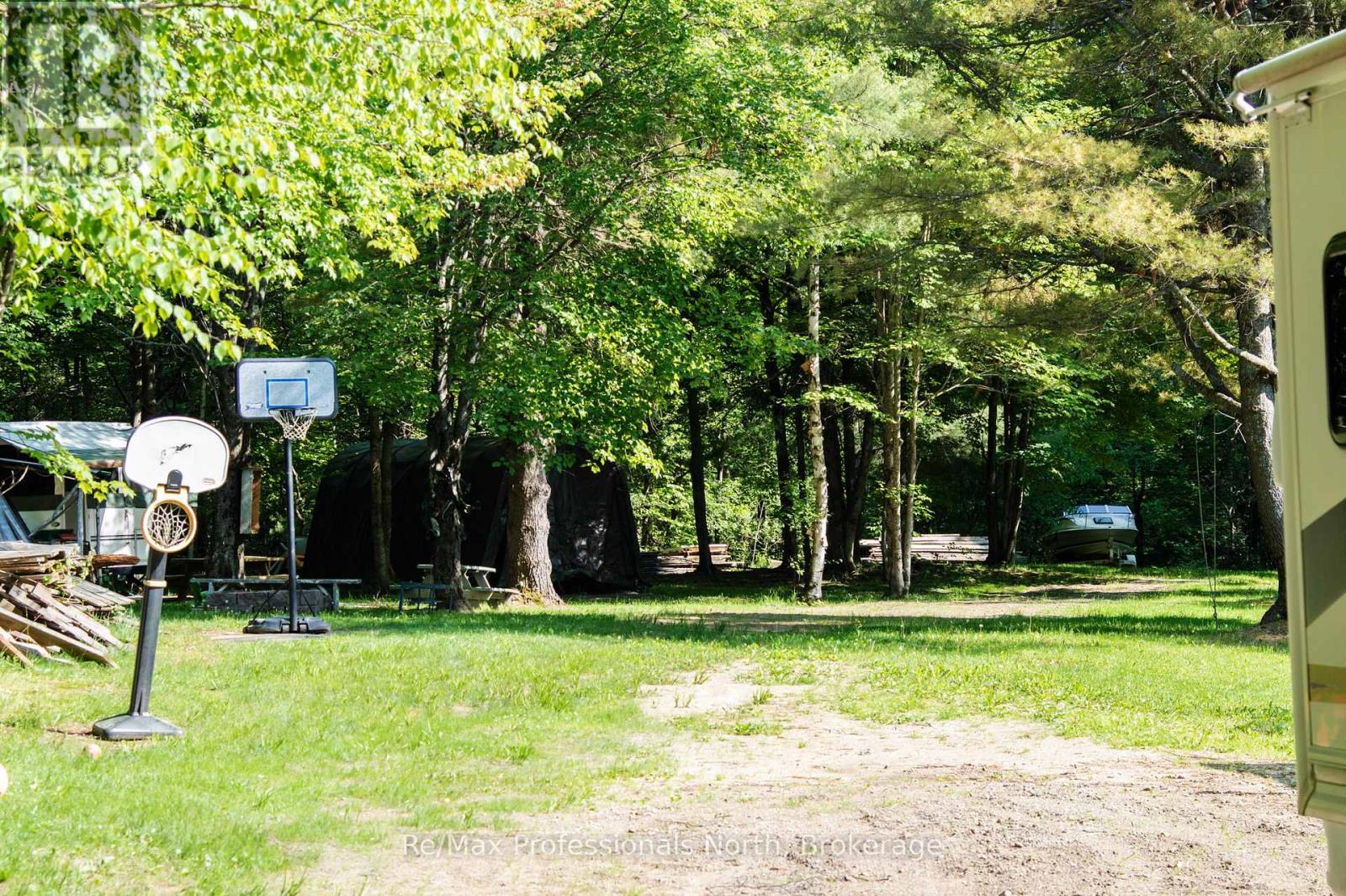 1397 Old Parry Sound Road, Muskoka Lakes, Ontario  P0B 1M0 - Photo 9 - X12236436