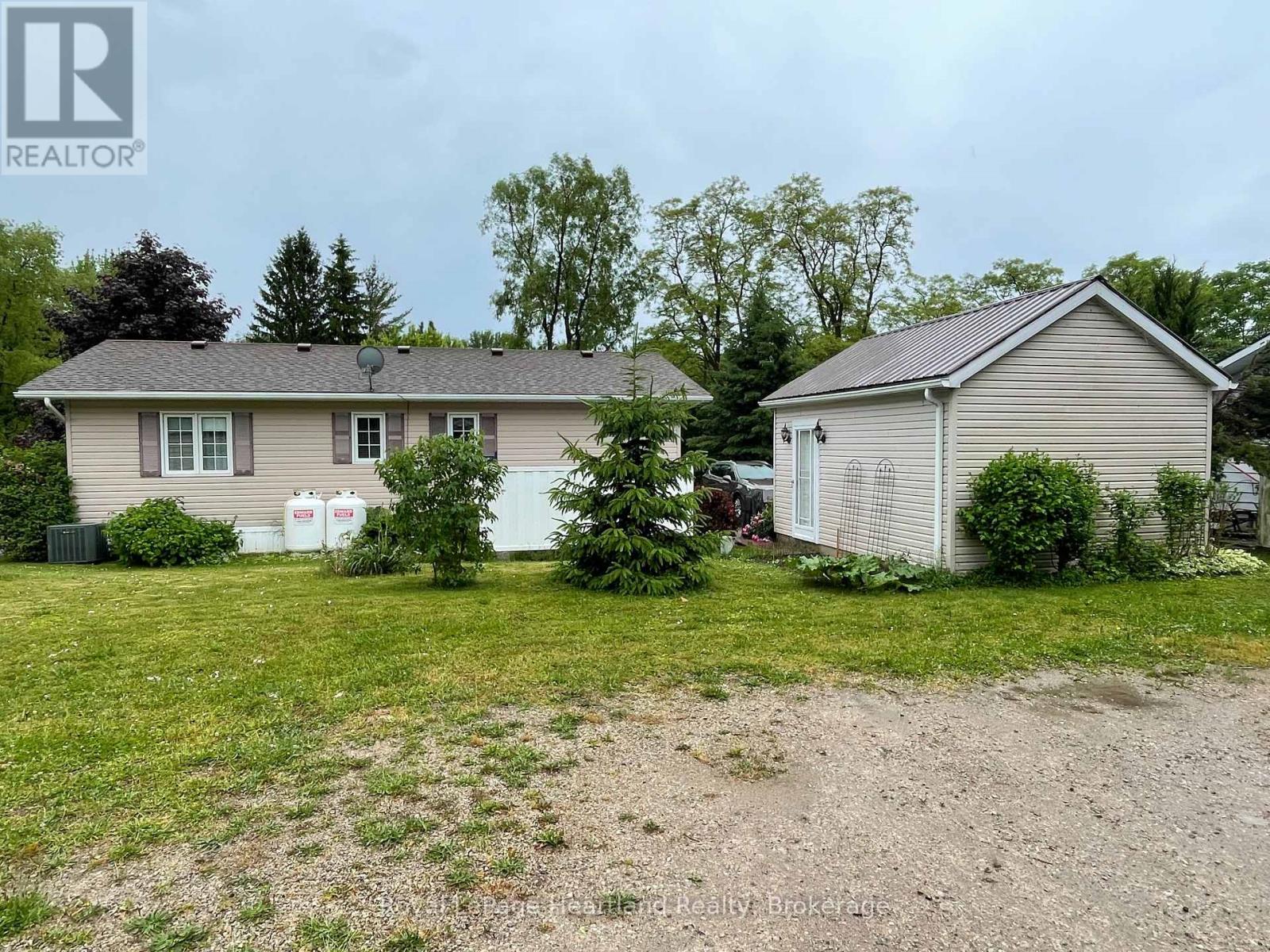 14 Garden Road, Ashfield-Colborne-Wawanosh, Ontario  N7A 3Y3 - Photo 28 - X12236440