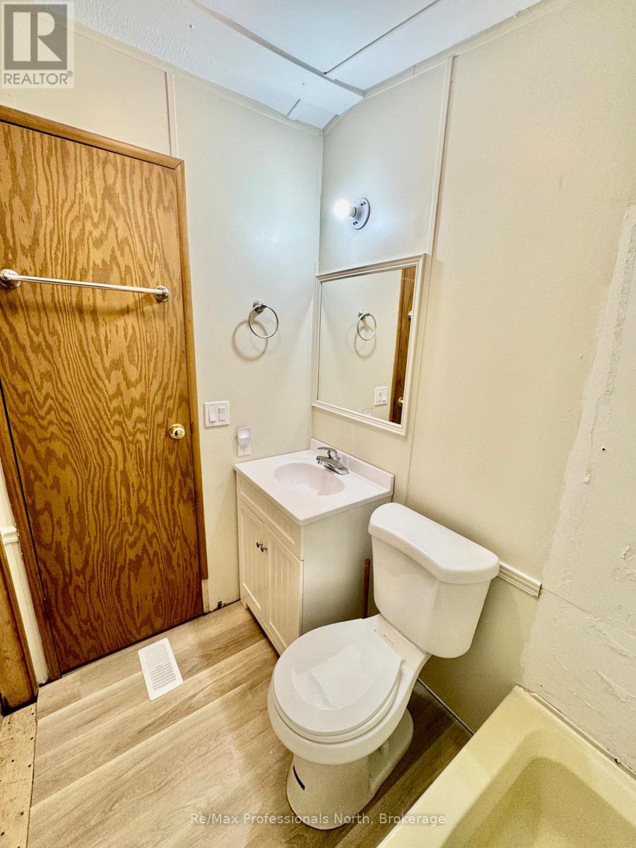 45 - 1007 Racoon Road, Gravenhurst, Ontario  P1P 1R1 - Photo 14 - X12236500