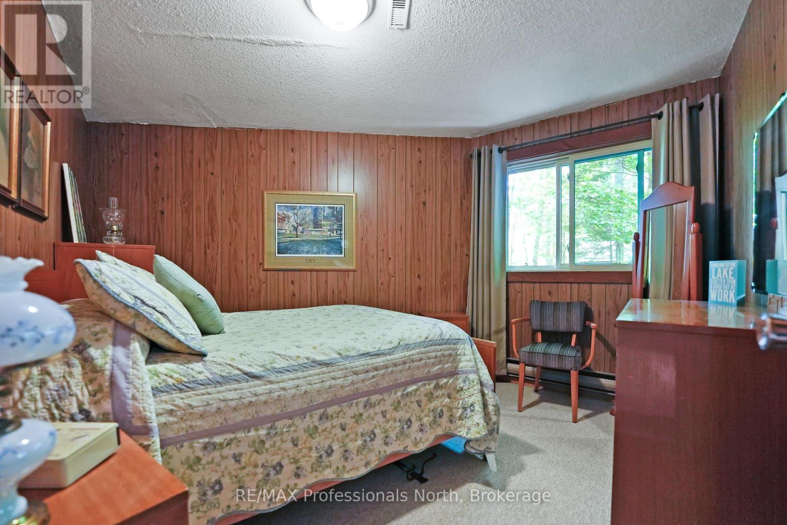 1511 Wenona Lake Road, Dysart Et Al, Ontario  K0M 1S0 - Photo 25 - X12236642