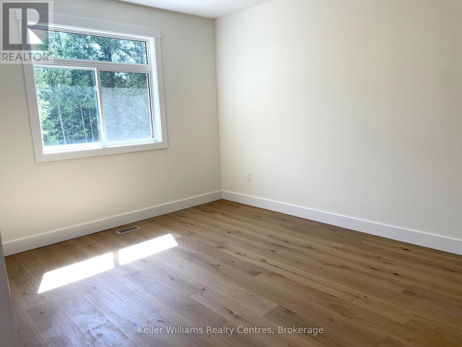 614 25th Avenue, Hanover, Ontario  N4N 3B8 - Photo 14 - X12236658