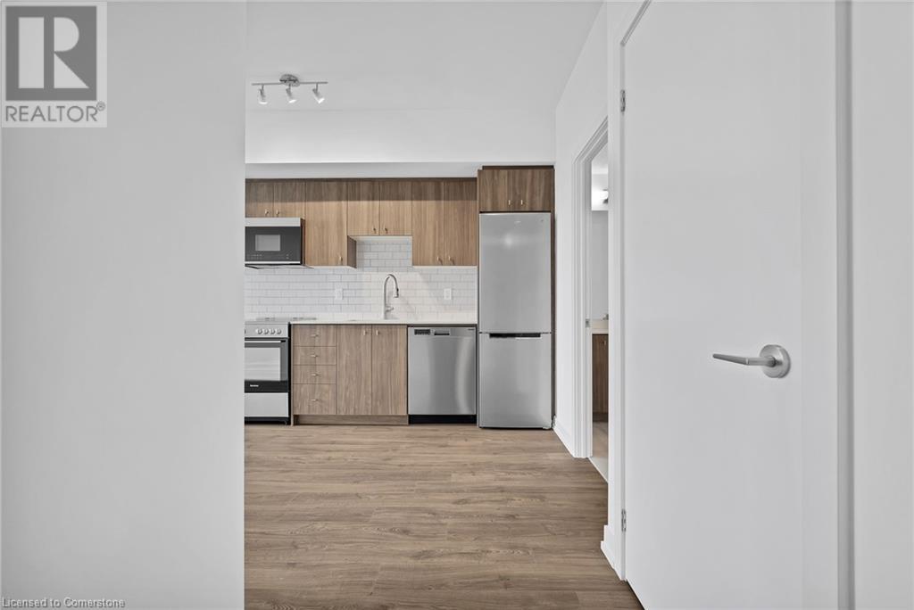 15 Wellington Street S Unit# 2814, Kitchener, Ontario  N3G 0E4 - Photo 2 - 40743764
