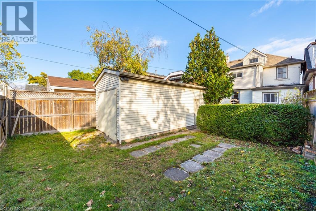 45 East Bend Avenue N, Hamilton, Ontario  L8L 7E1 - Photo 33 - 40743187