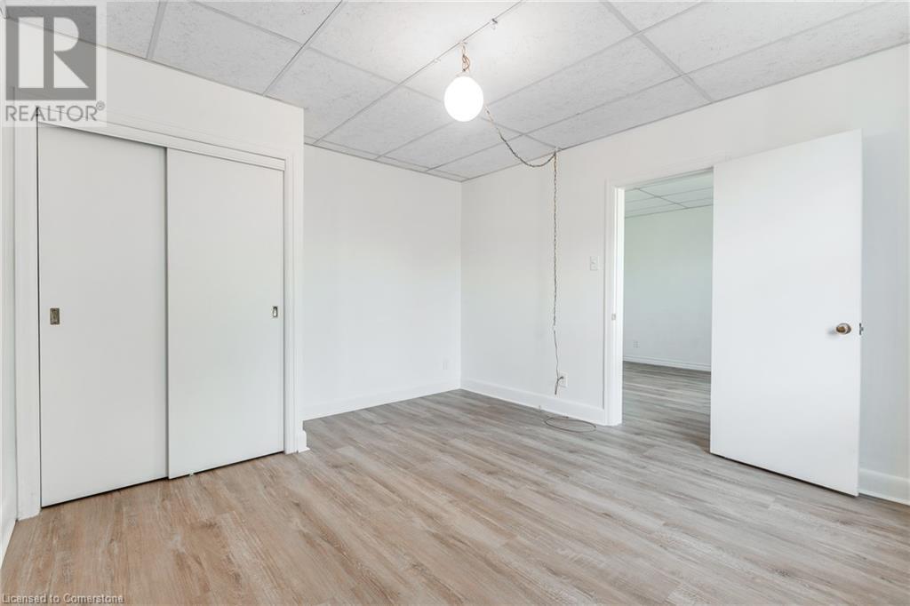 45 East Bend Avenue N, Hamilton, Ontario  L8L 7E1 - Photo 7 - 40742676