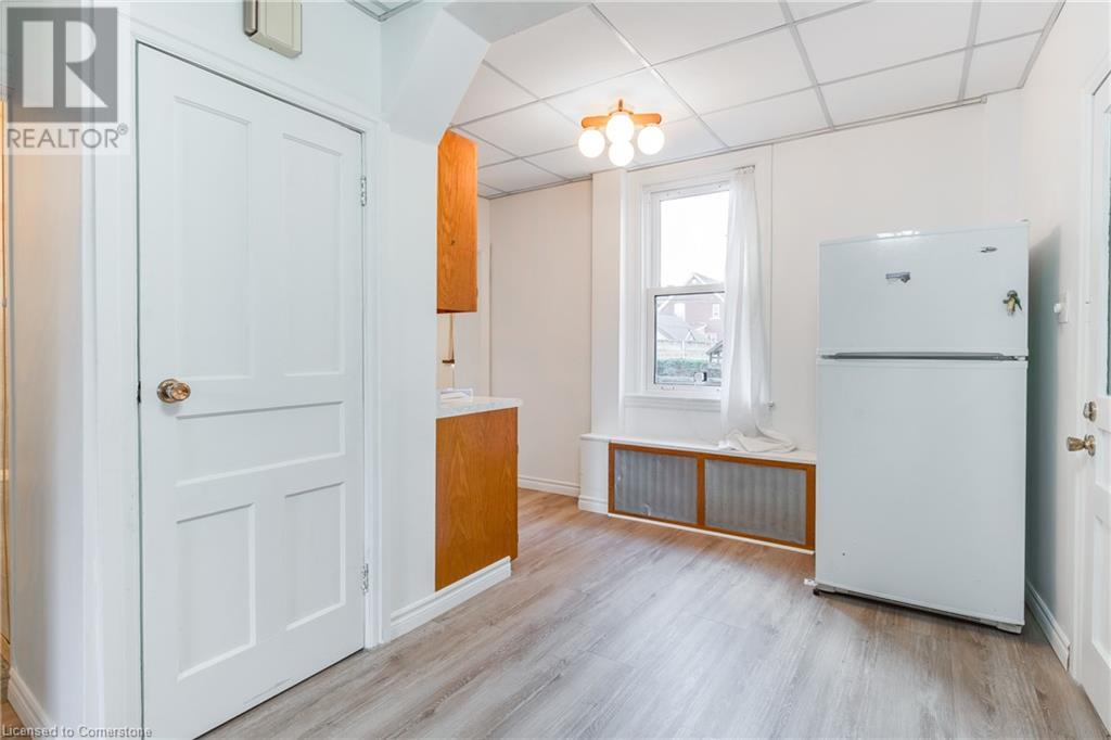45 East Bend Avenue N, Hamilton, Ontario  L8L 7E1 - Photo 9 - 40742676