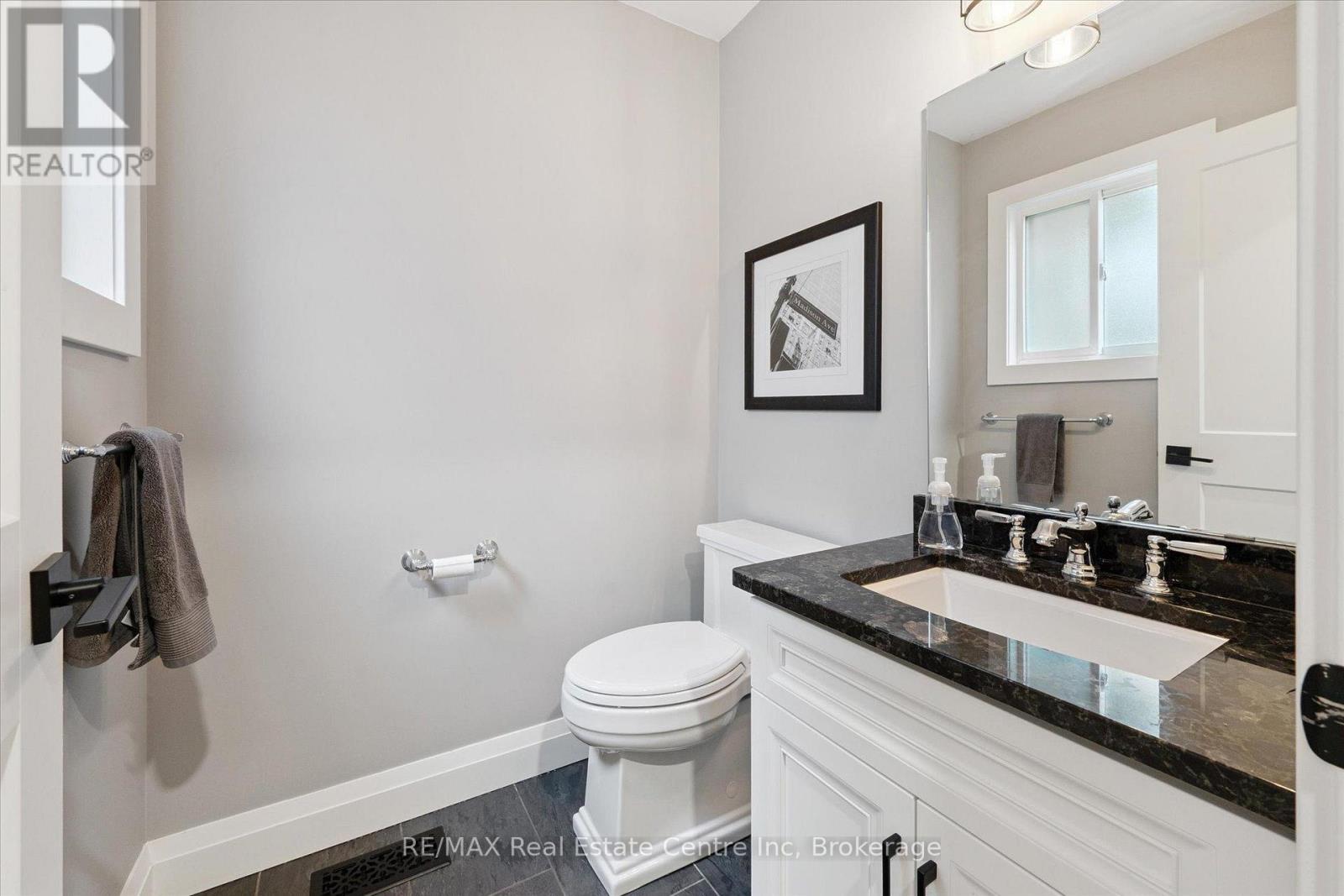 232 Farley Drive, Guelph, Ontario  N1L 1N2 - Photo 13 - X12236737
