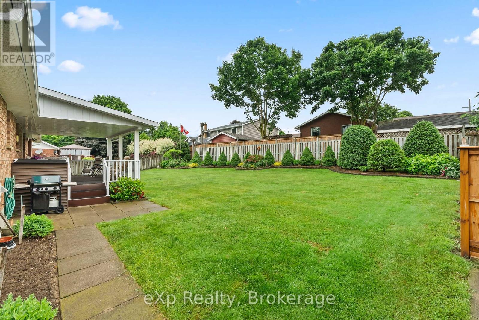 655 17th Street Crescent, Hanover, Ontario  N4N 3S7 - Photo 30 - X12236739