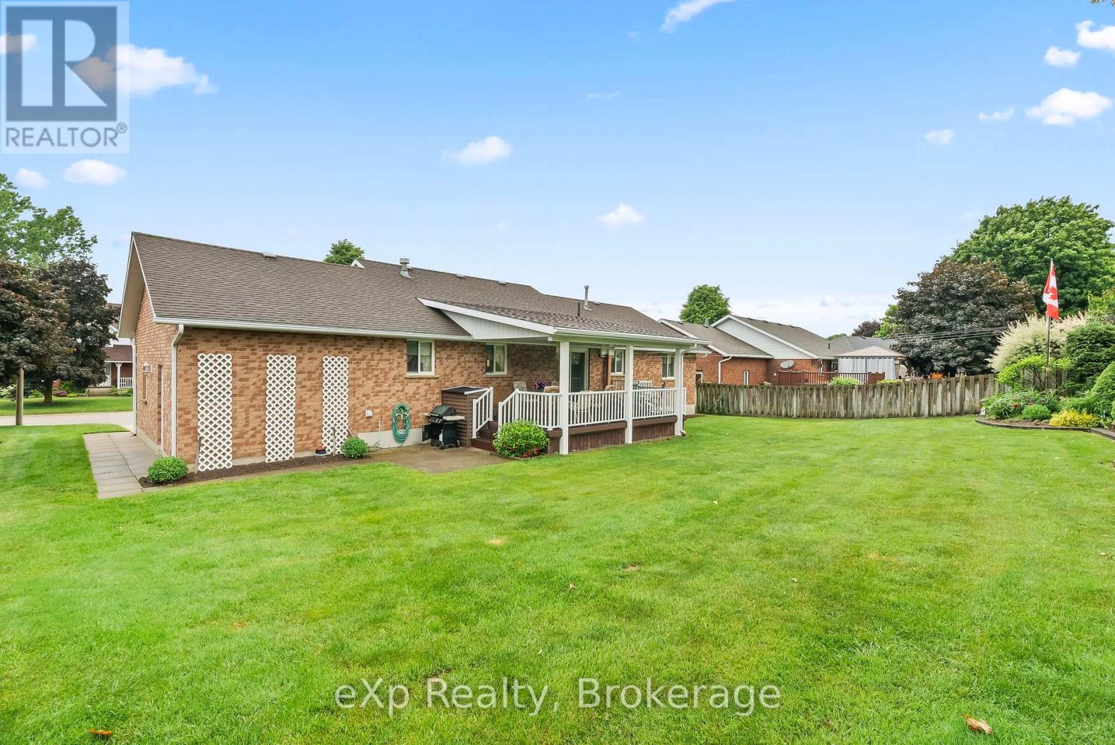 655 17th Street Crescent, Hanover, Ontario  N4N 3S7 - Photo 31 - X12236739