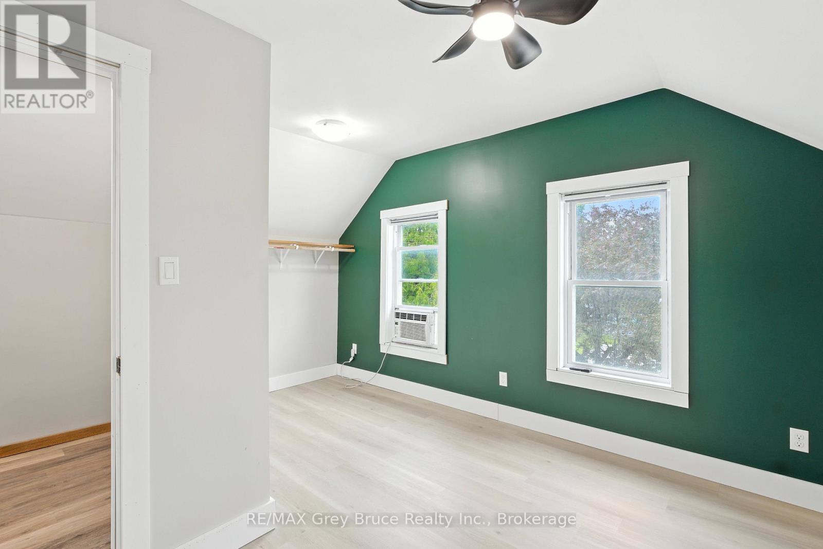 1857 6th Avenue E, Owen Sound, Ontario  N4K 2W1 - Photo 19 - X12236767