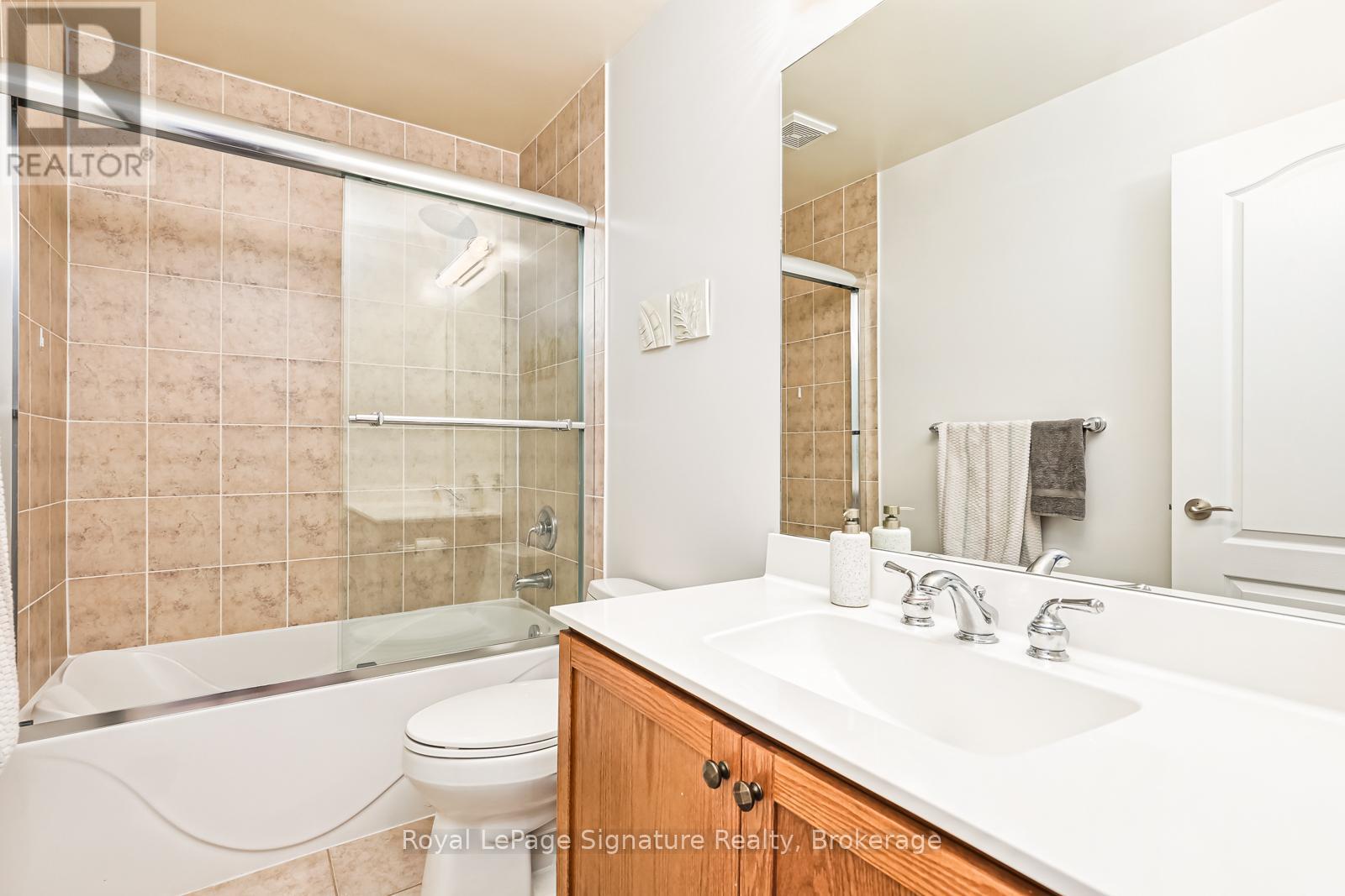 14 Montclair Mews, Collingwood, Ontario  L9Y 0J7 - Photo 31 - S12236947