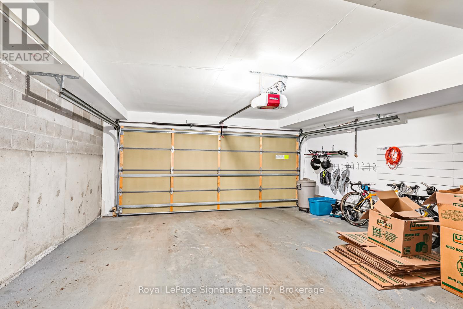 14 Montclair Mews, Collingwood, Ontario  L9Y 0J7 - Photo 38 - S12236947