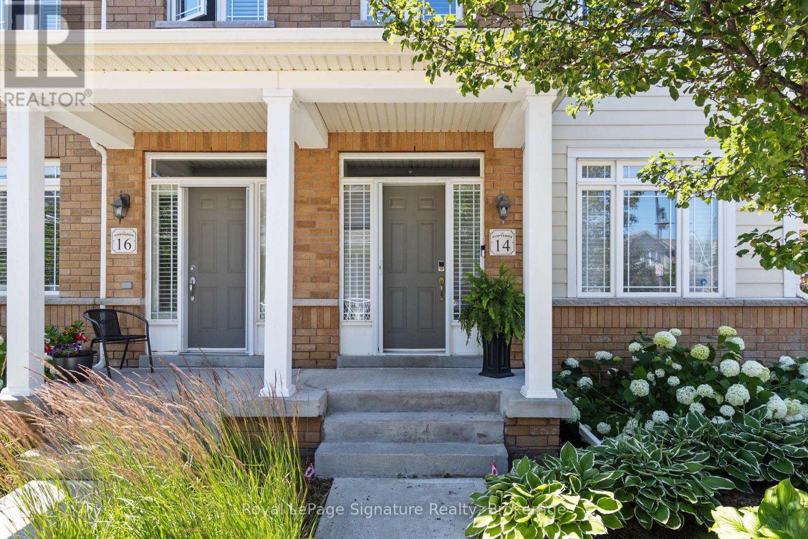14 Montclair Mews, Collingwood, Ontario  L9Y 0J7 - Photo 4 - S12236947