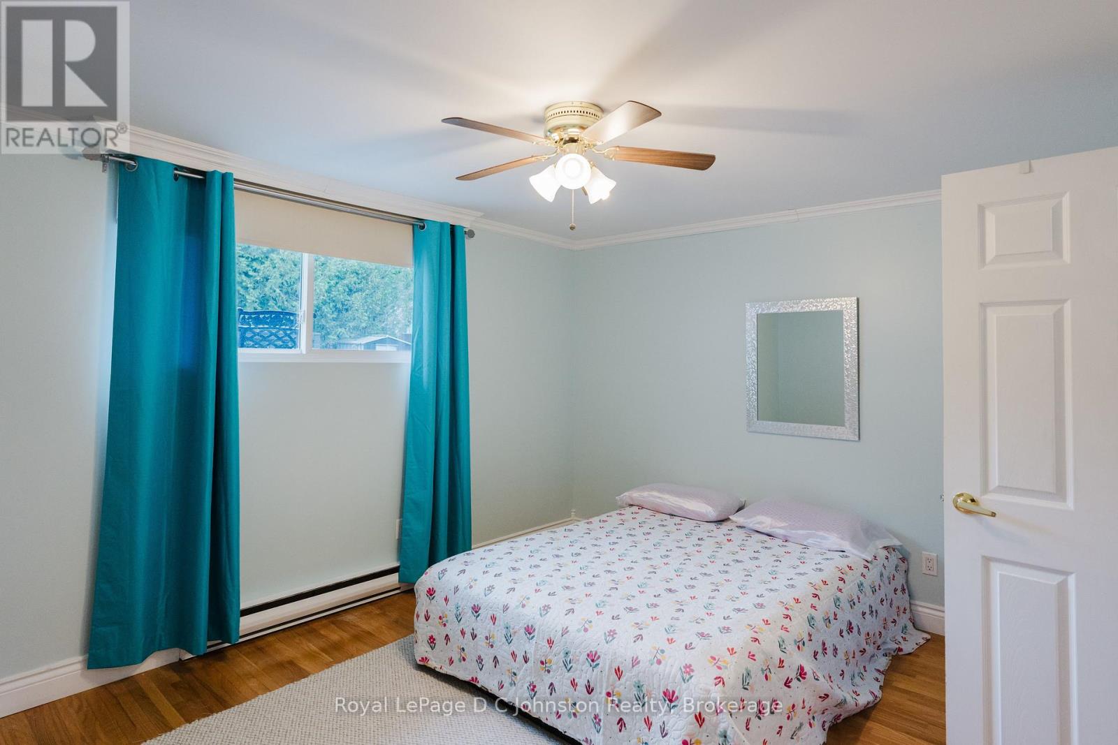 362 Crawford Street, Saugeen Shores, Ontario  N0H 2C2 - Photo 24 - X12236797