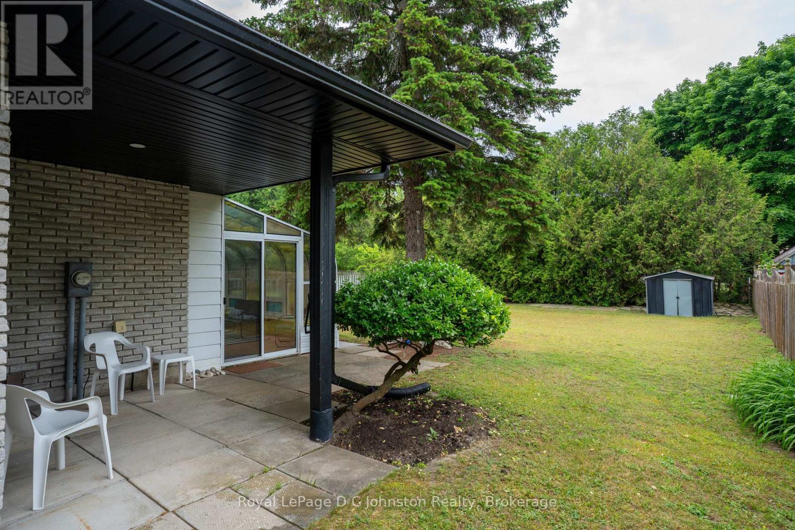362 Crawford Street, Saugeen Shores, Ontario  N0H 2C2 - Photo 3 - X12236797