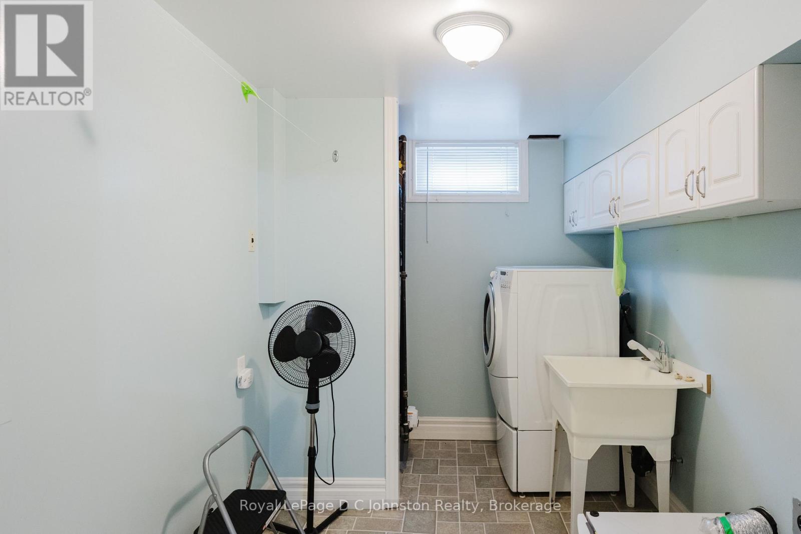 362 Crawford Street, Saugeen Shores, Ontario  N0H 2C2 - Photo 33 - X12236797